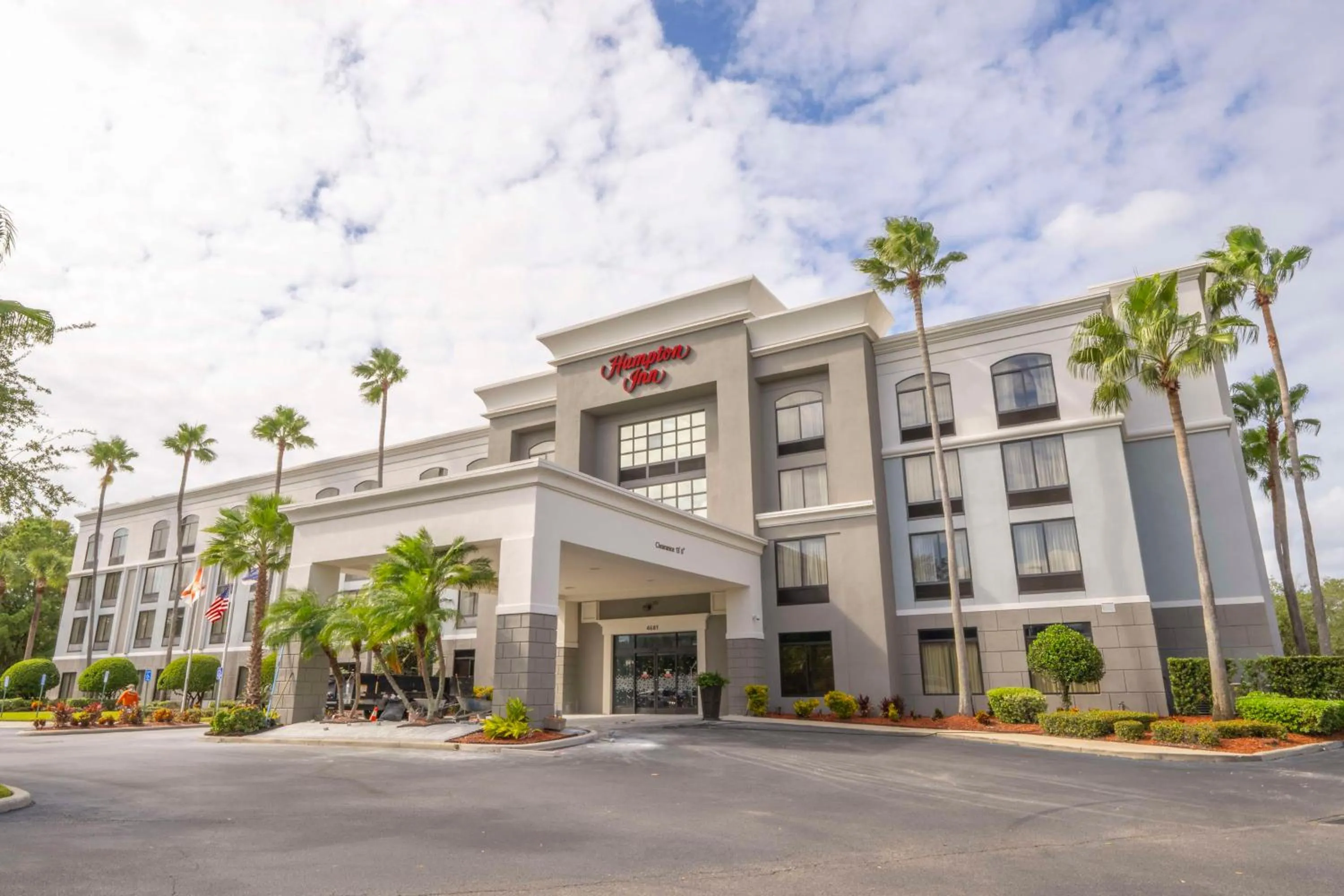 Property building in Hampton Inn Jacksonville South/I-95 at JTB