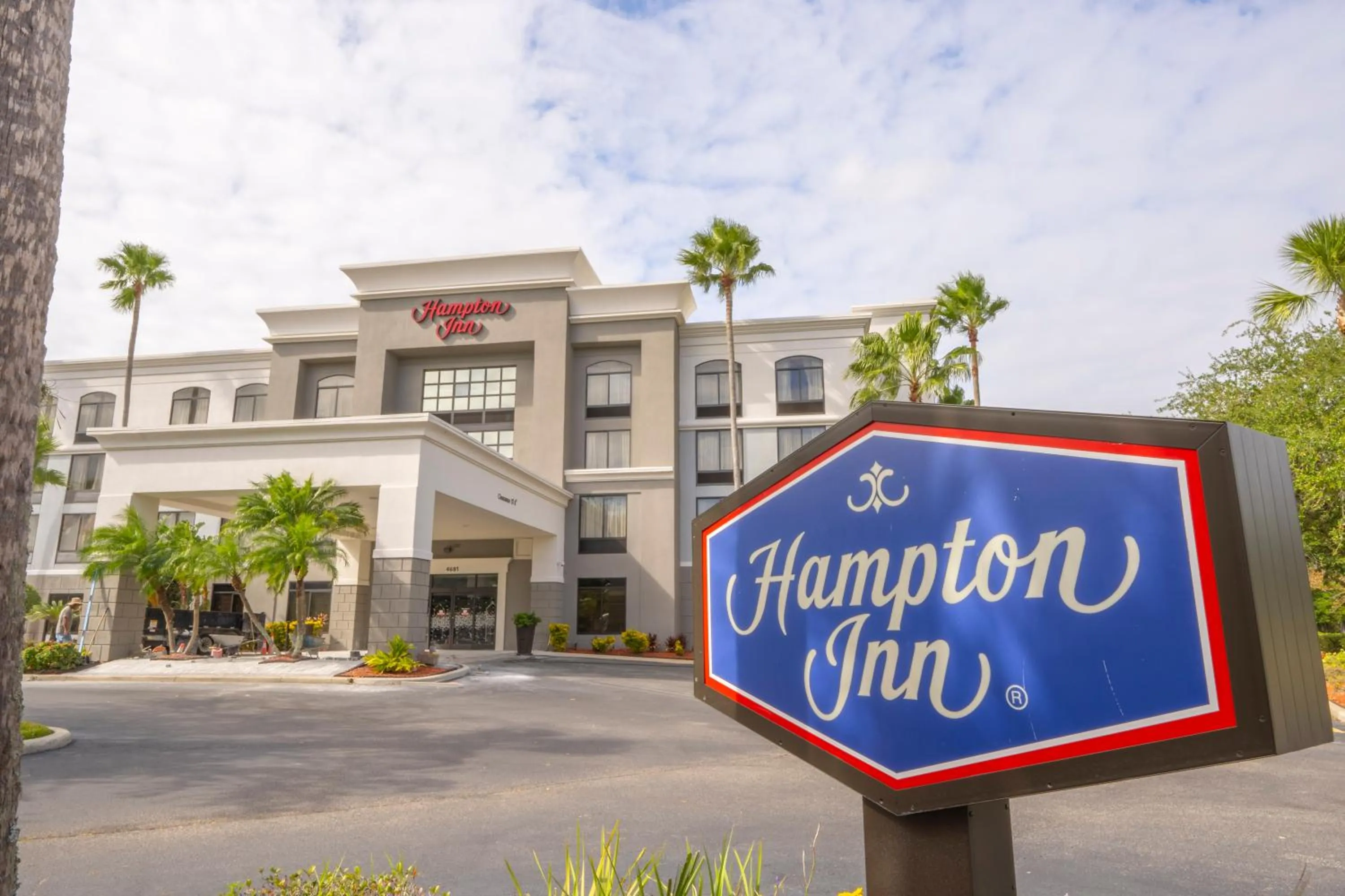 Property building in Hampton Inn Jacksonville South/I-95 at JTB