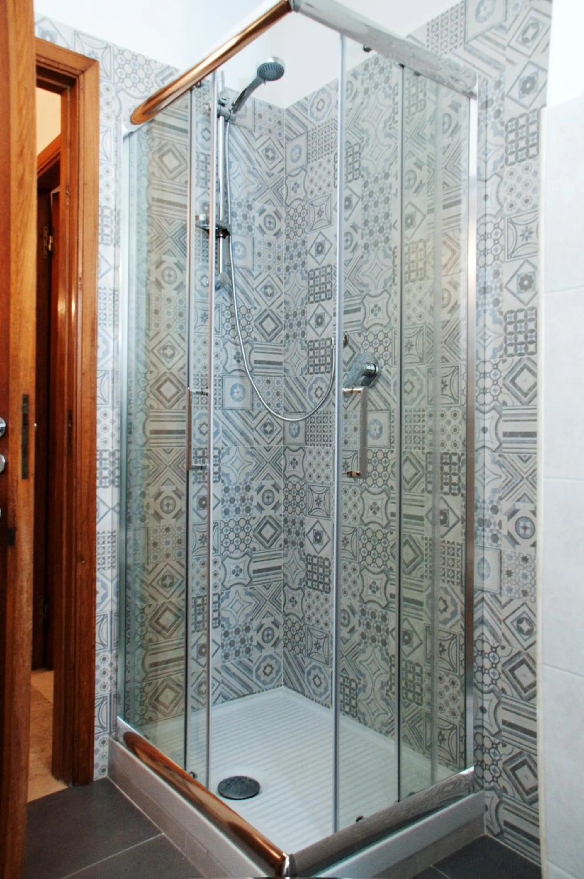 Shower in Le stanze di Bruno