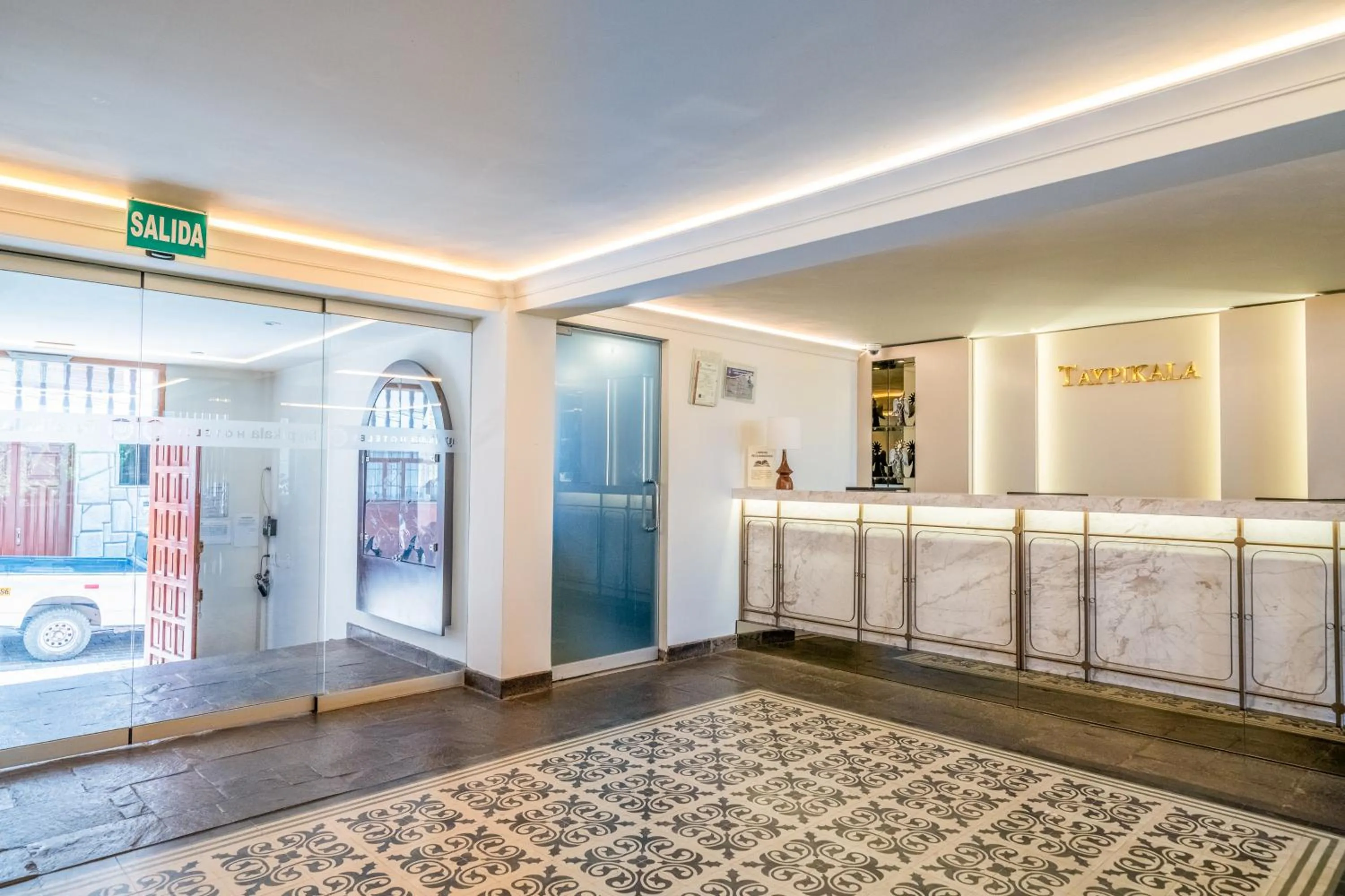 Lobby or reception in Taypikala Hotel Cusco