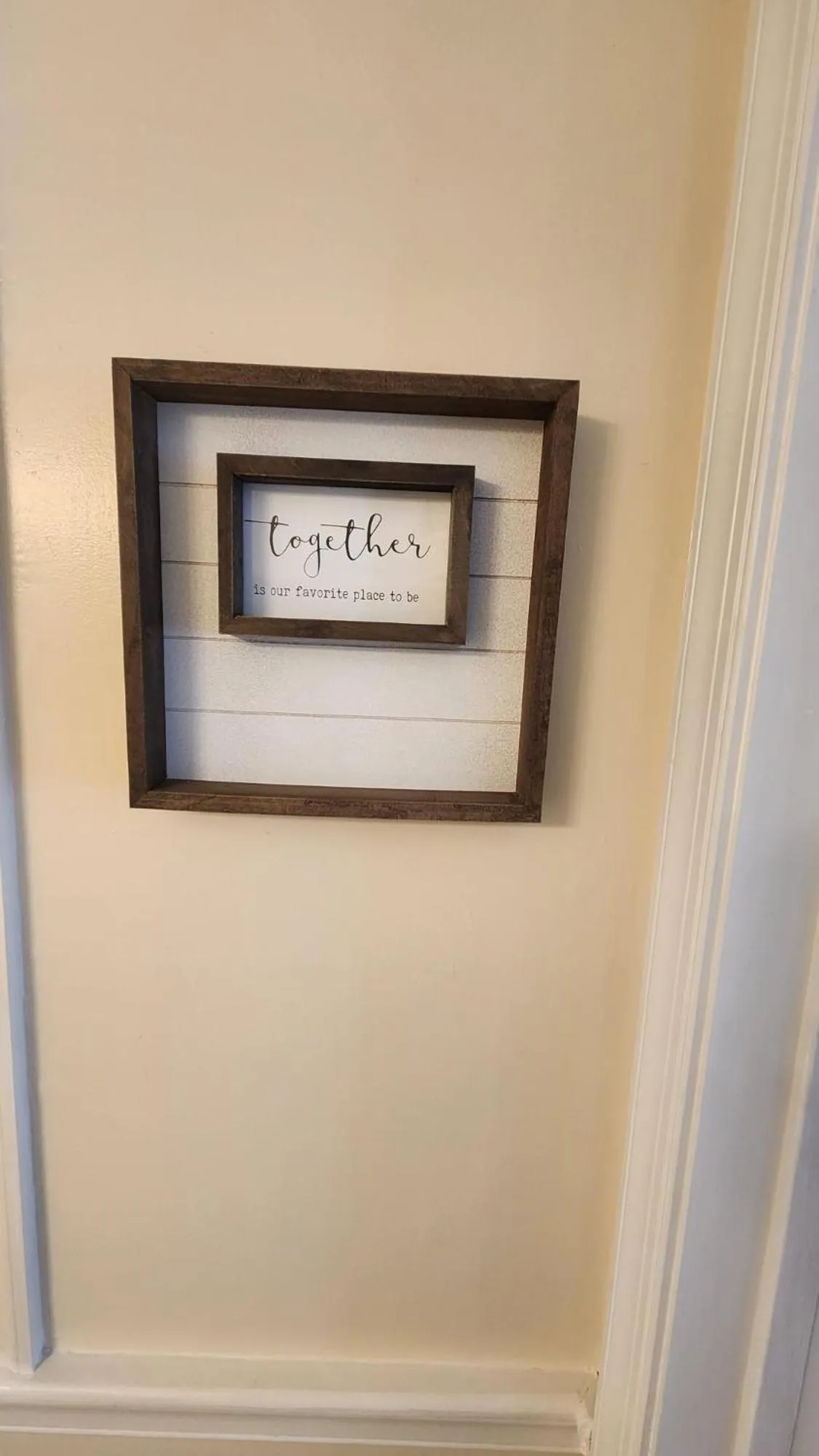 Text overlay in Greystone Manor Bed & Breakfast