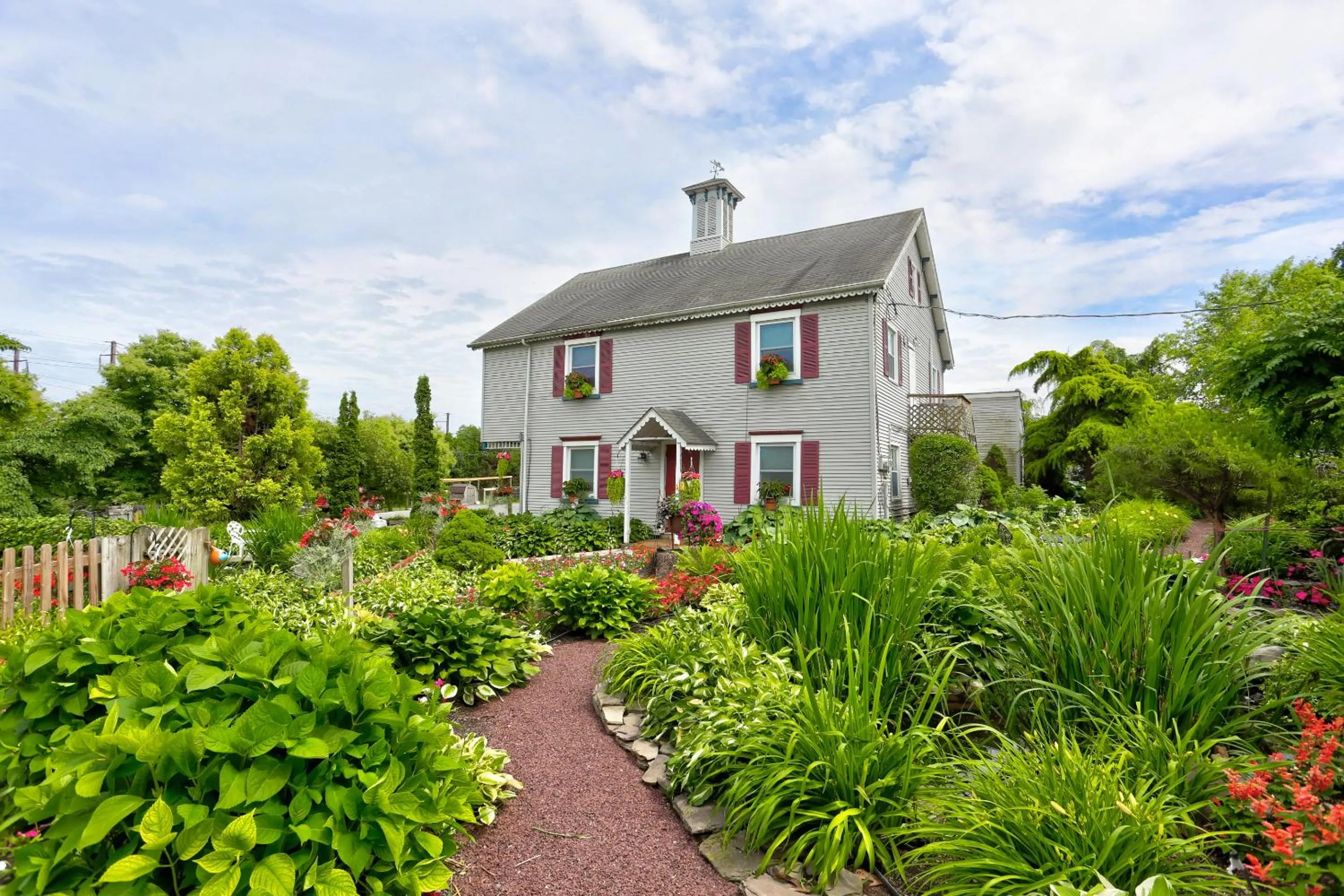 Facade/entrance in Greystone Manor Bed & Breakfast