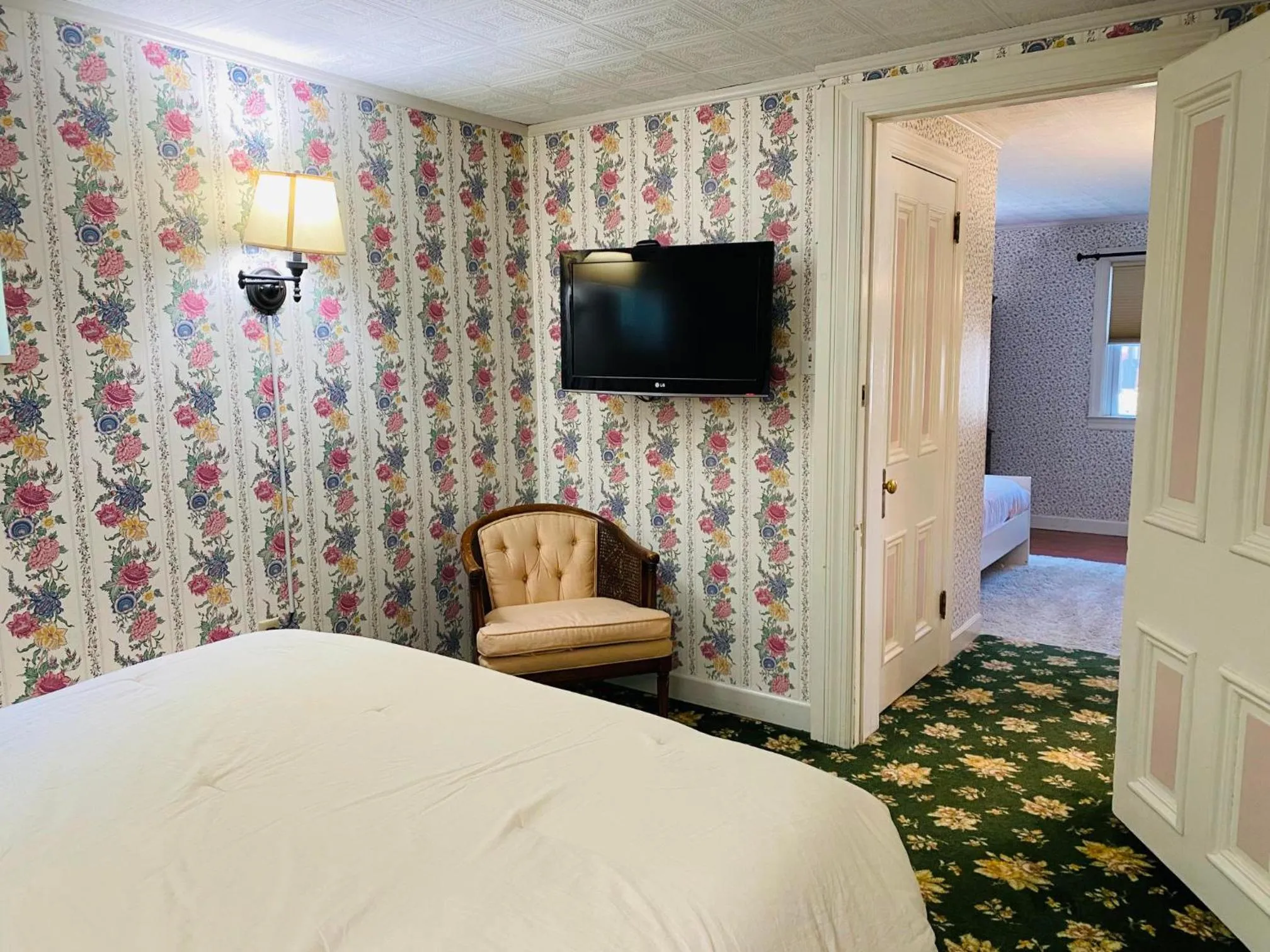 TV and multimedia, Bed in Greystone Manor Bed & Breakfast