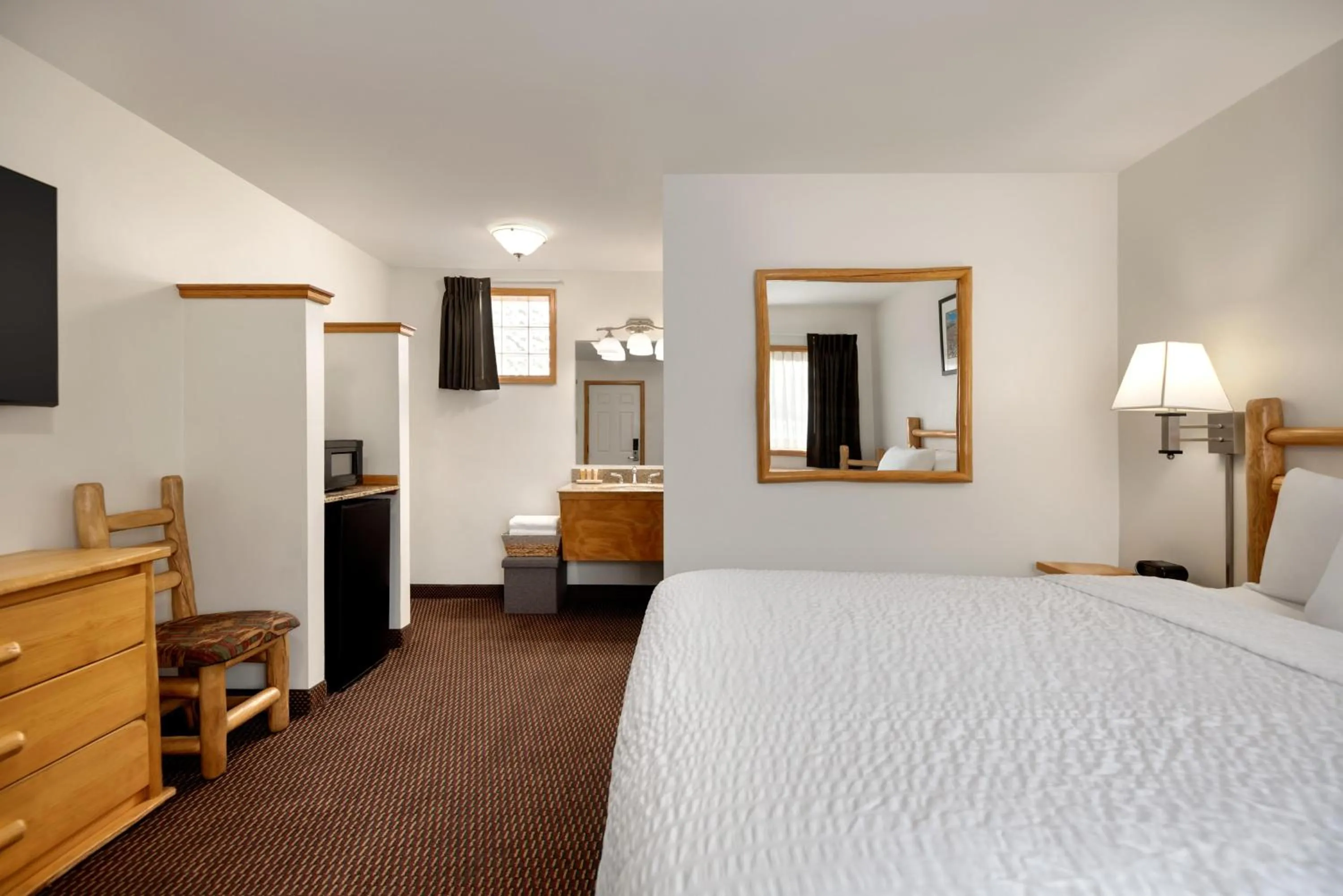 Bedroom, Bed in Nordic Lodge