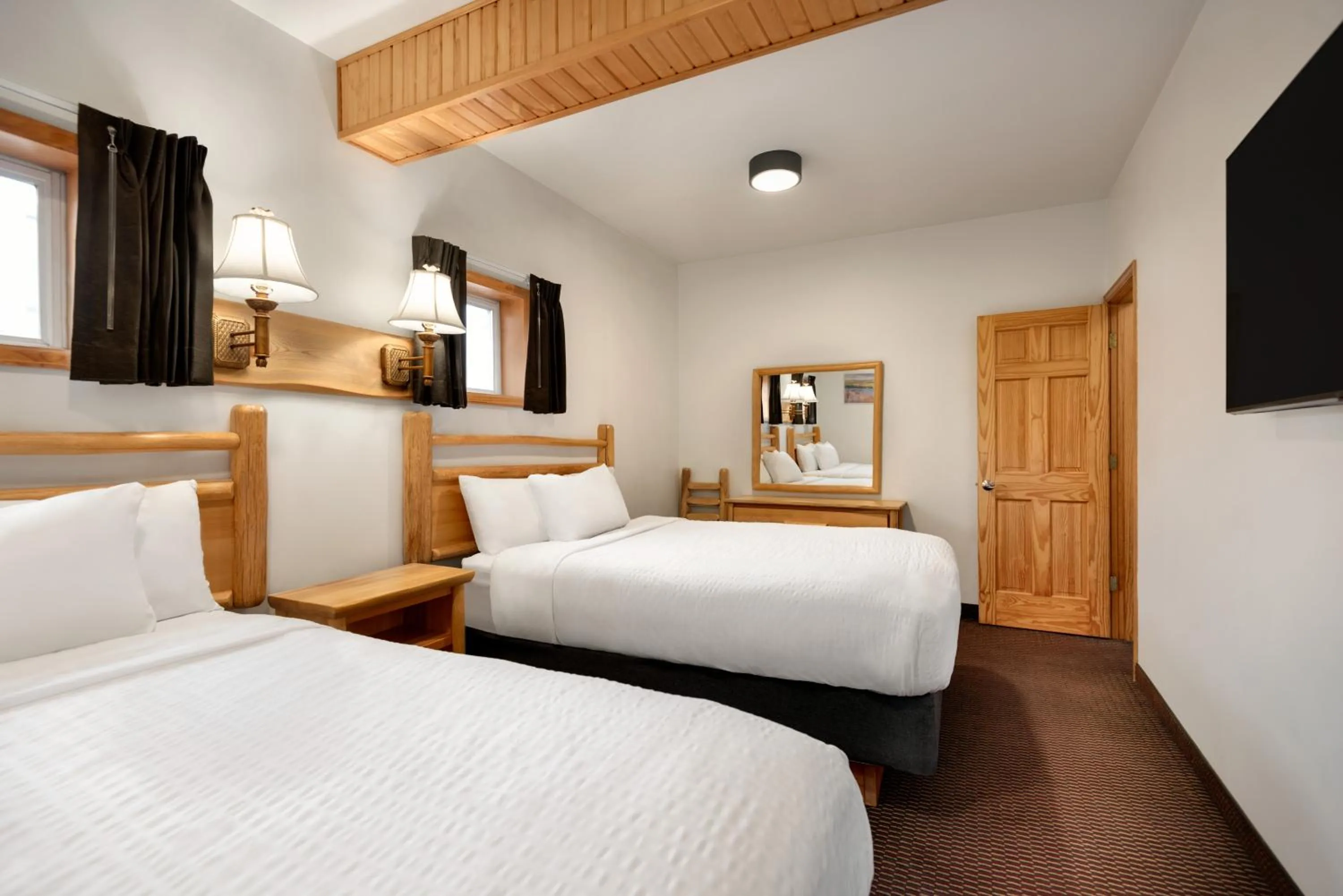 Bedroom, Bed in Nordic Lodge