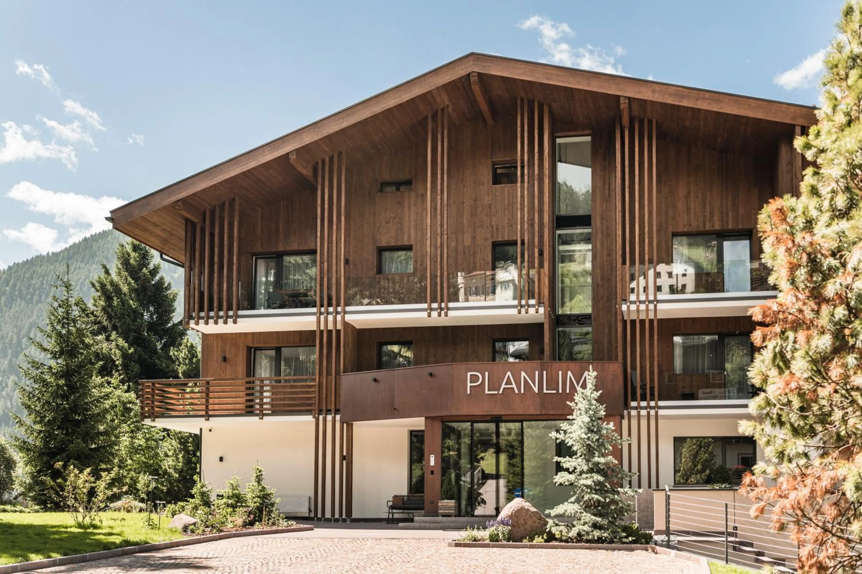 Property building in Boutique Hotel Planlim