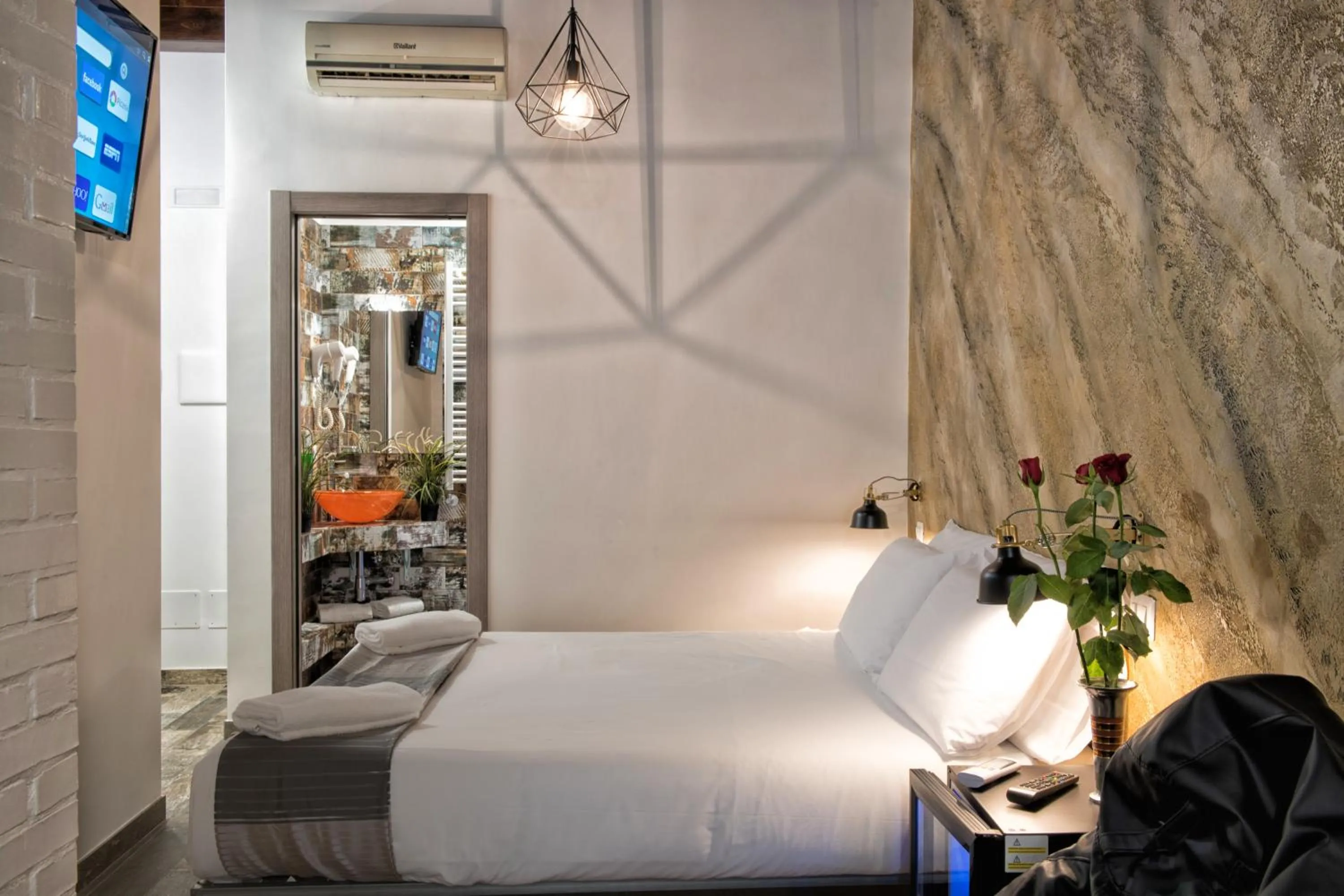 Bedroom, Bed in StarHome Navona