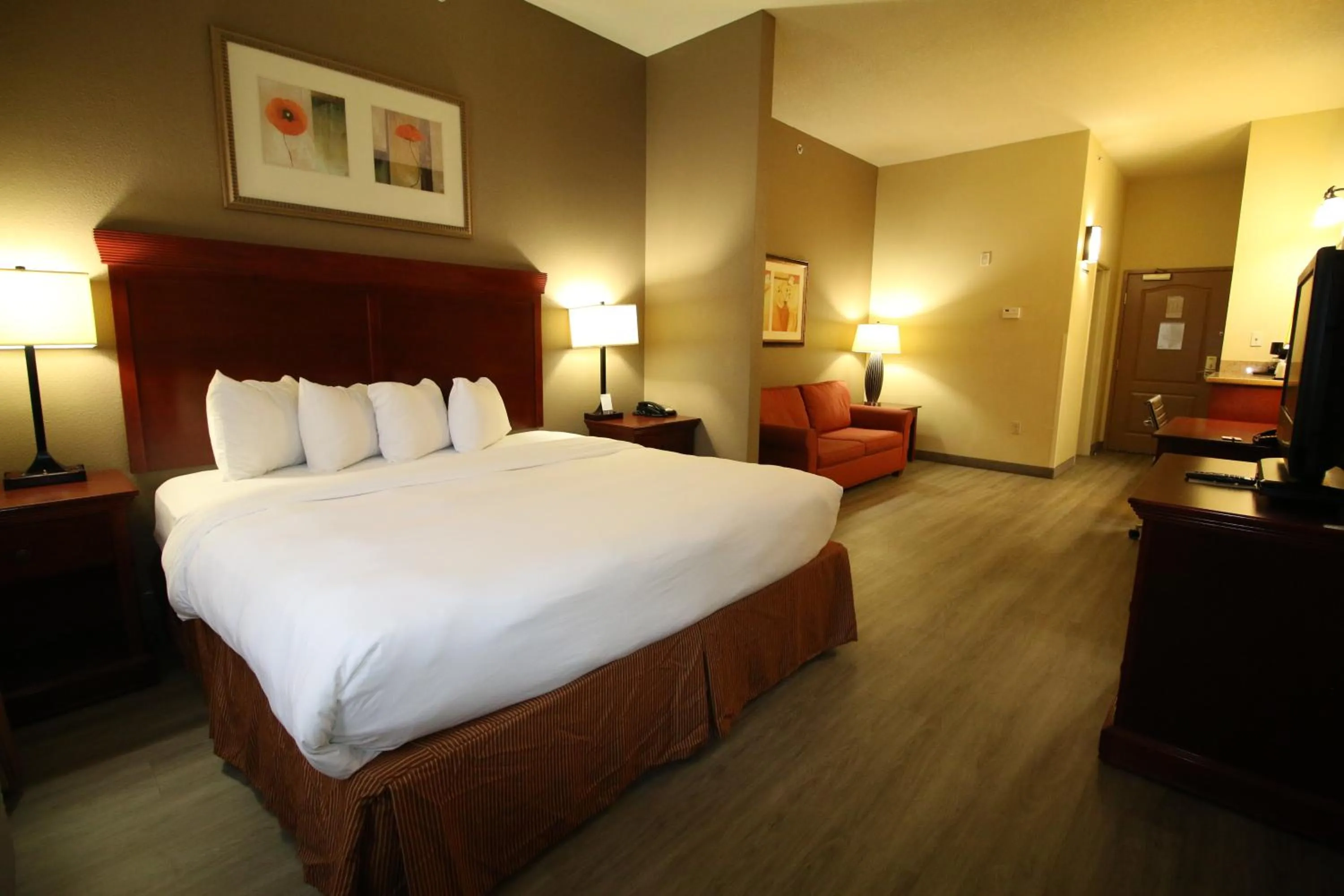 Seffner Inn and Suites