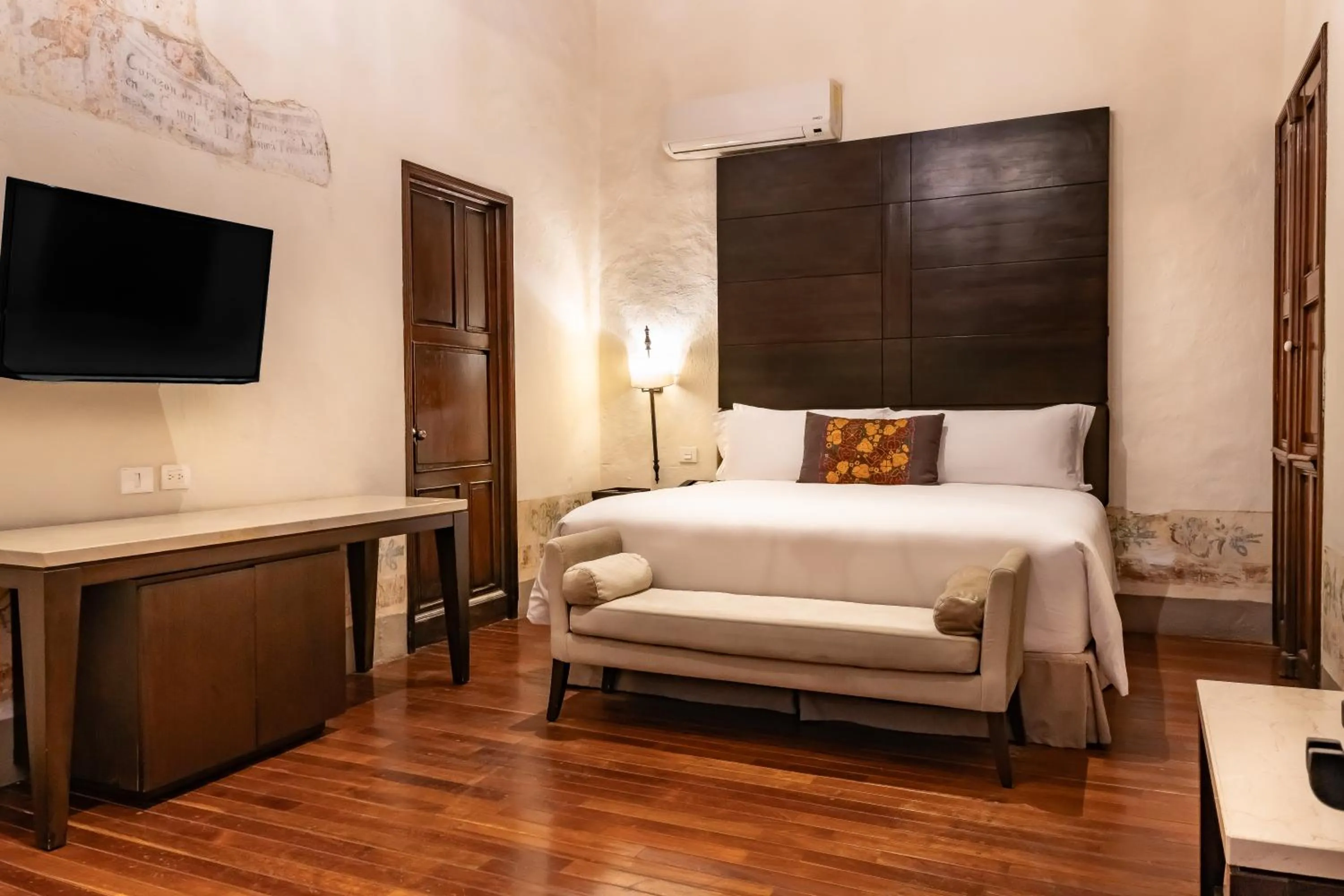 Bed in Quinta Real Puebla