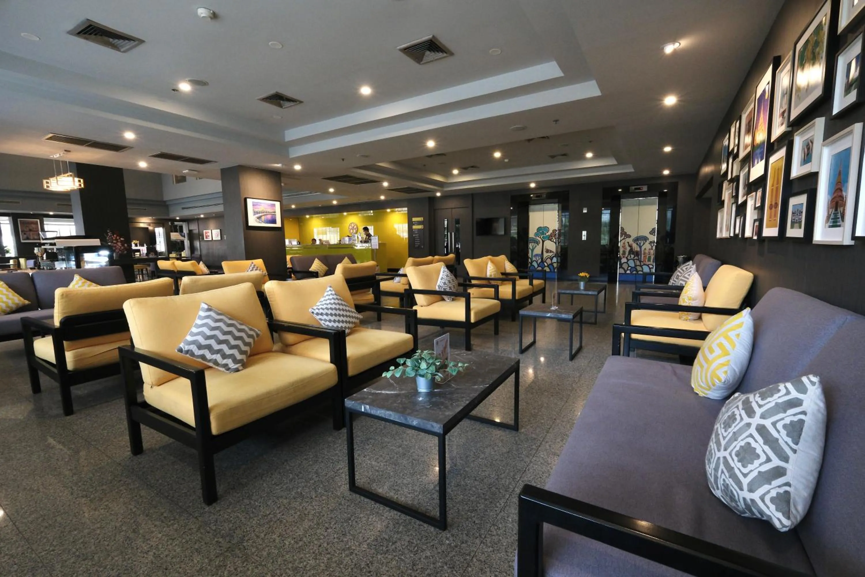 Lobby or reception in Le cassia Hotel