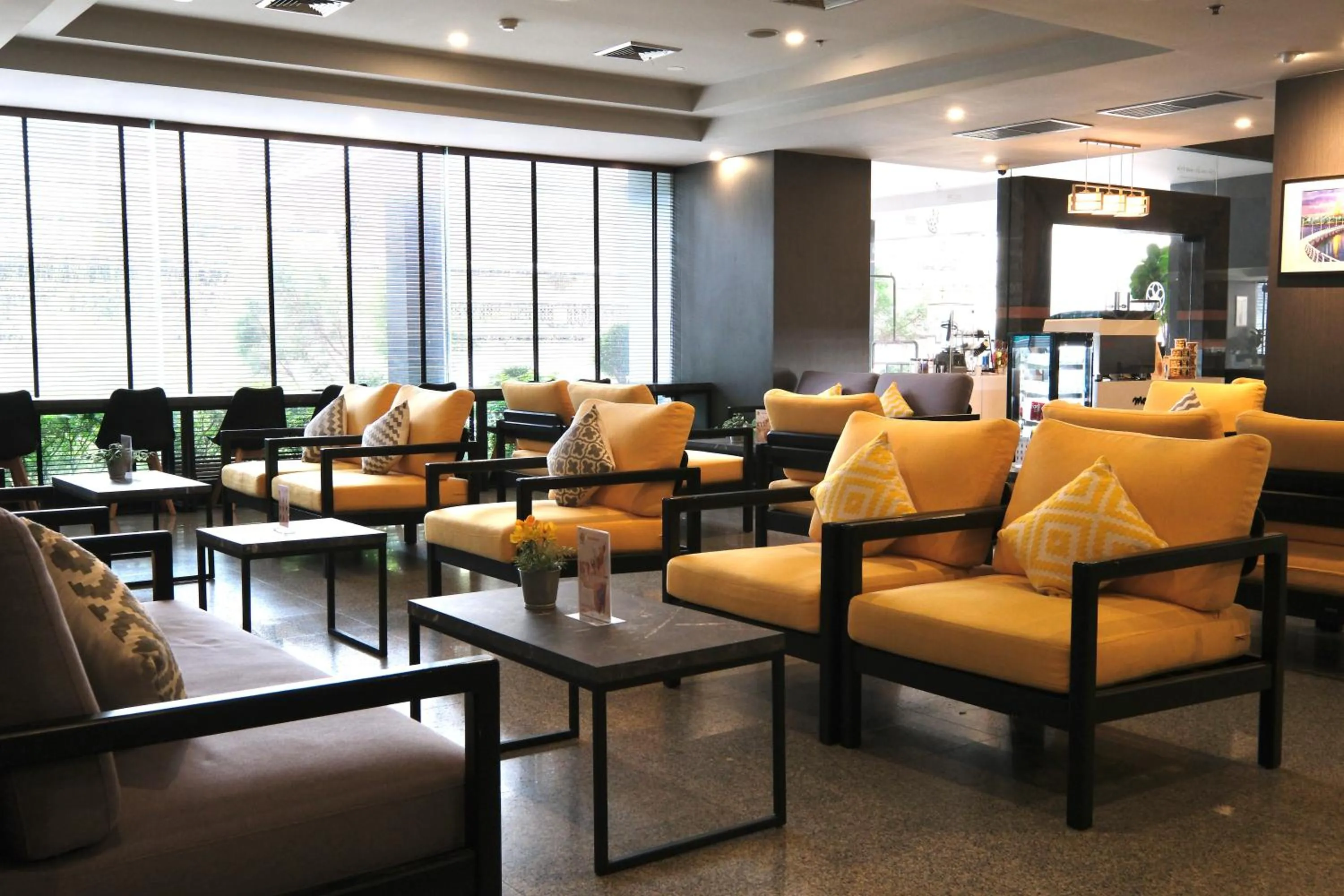 Lobby or reception in Le cassia Hotel