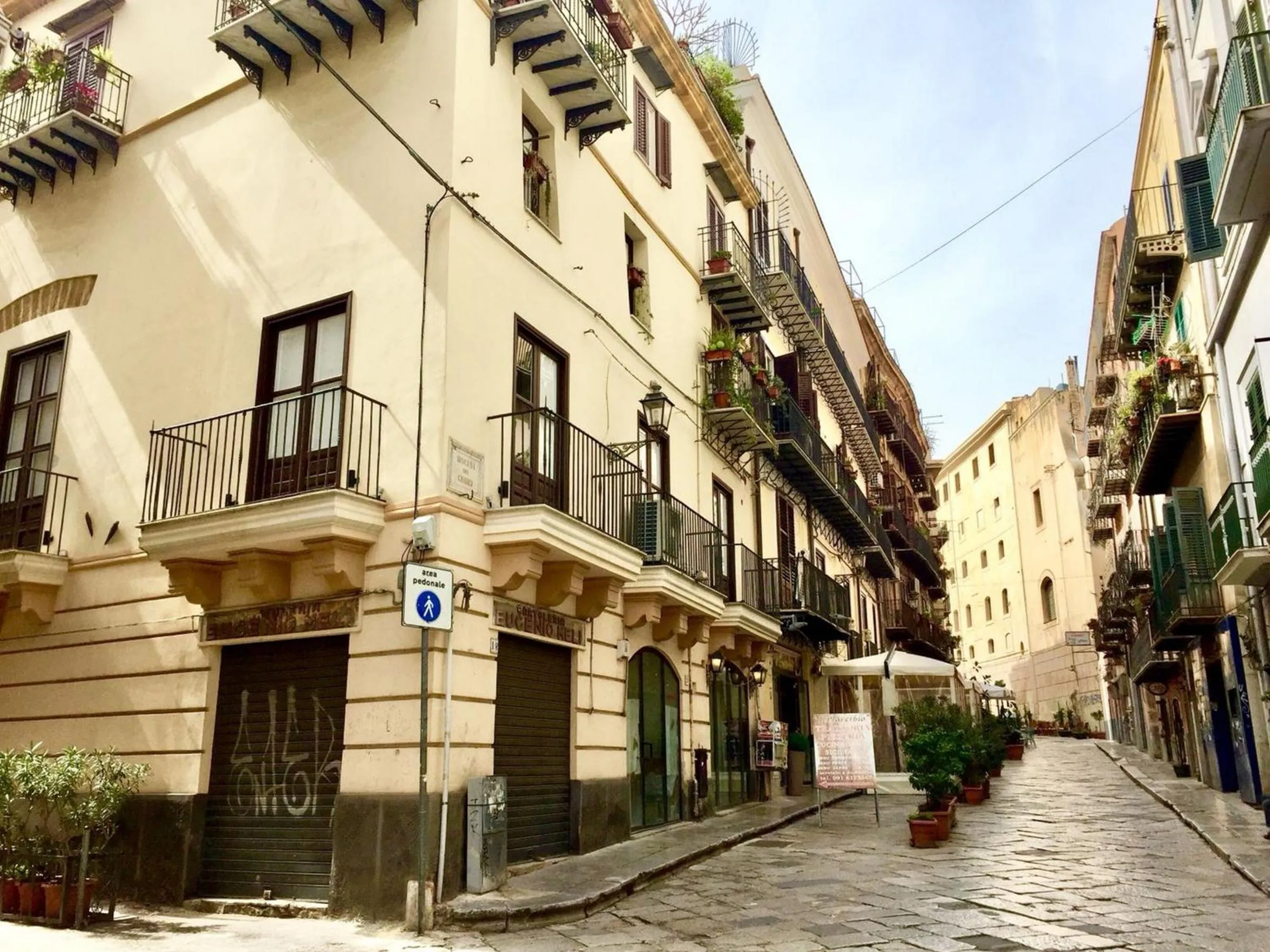 Property building in Bellaroto Suite & SPA