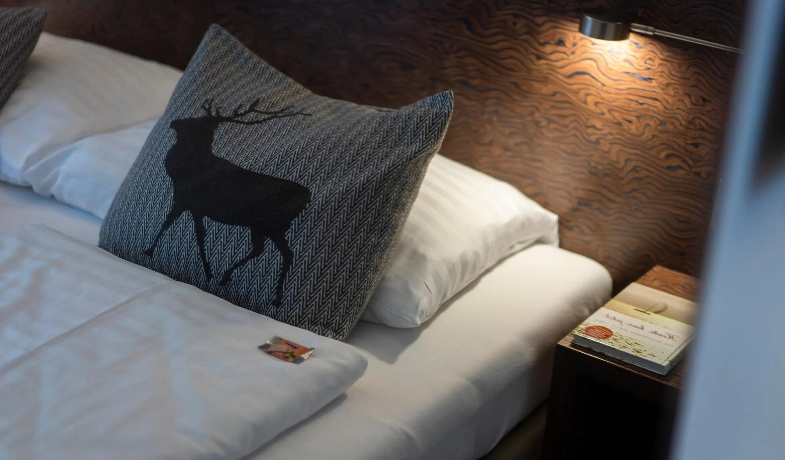 Bed in Hotel Residenz Hochalm - SKI IN -SKI OUT