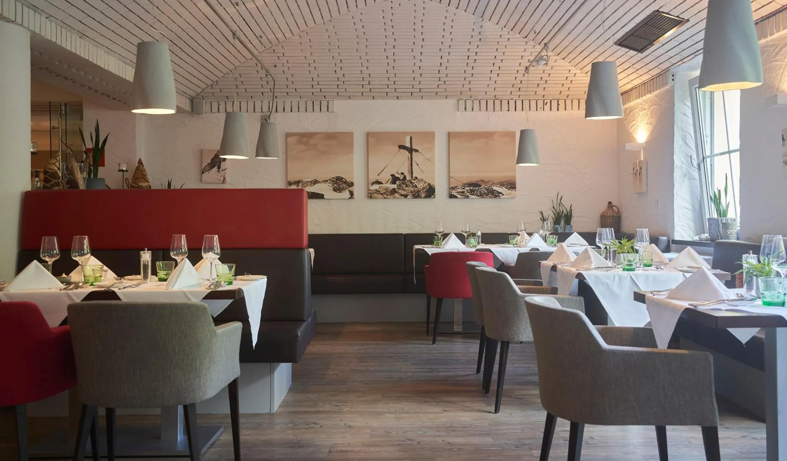 Game Room in Hotel Residenz Hochalm - SKI IN -SKI OUT