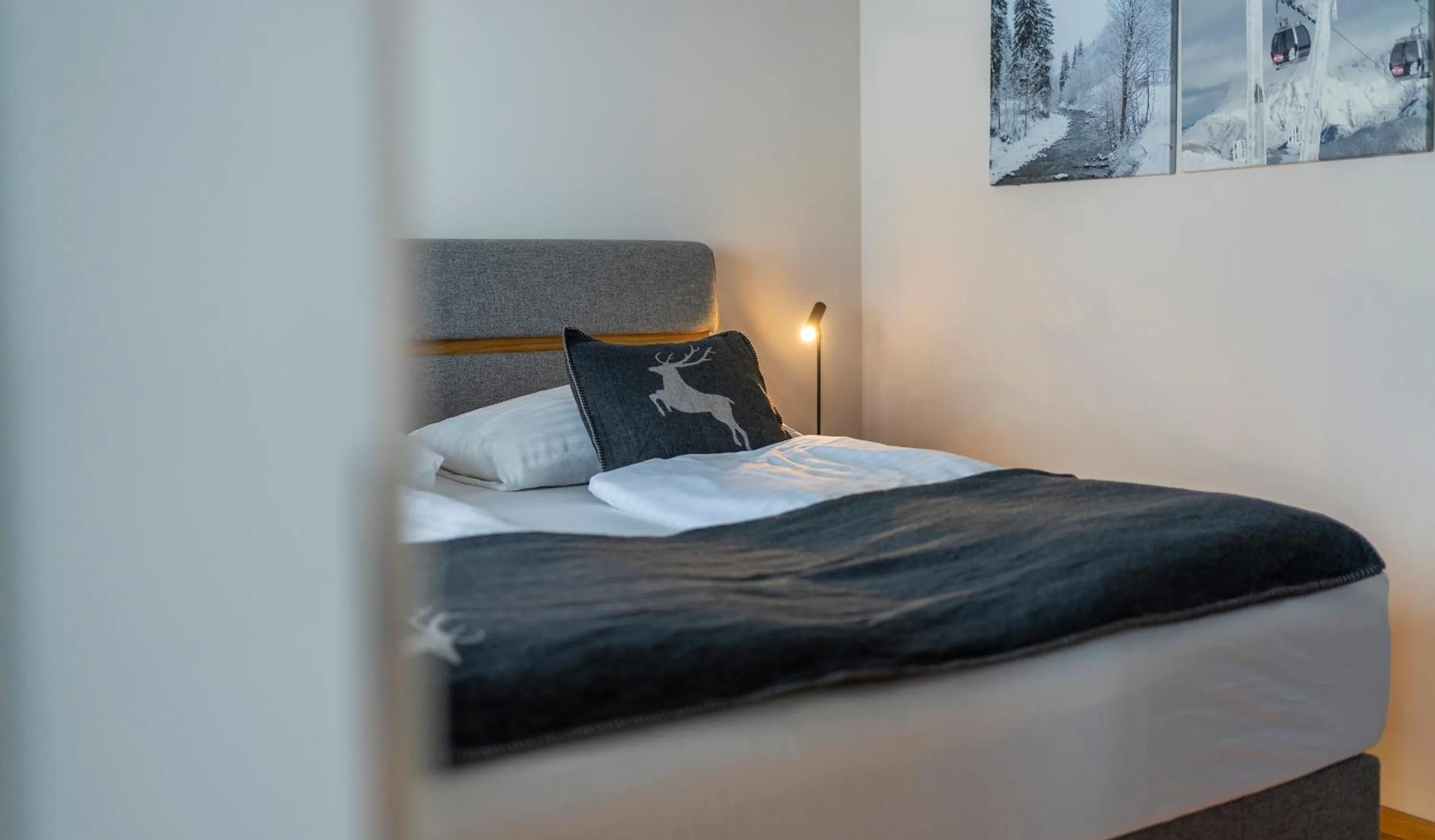 Bed in Hotel Residenz Hochalm - SKI IN -SKI OUT