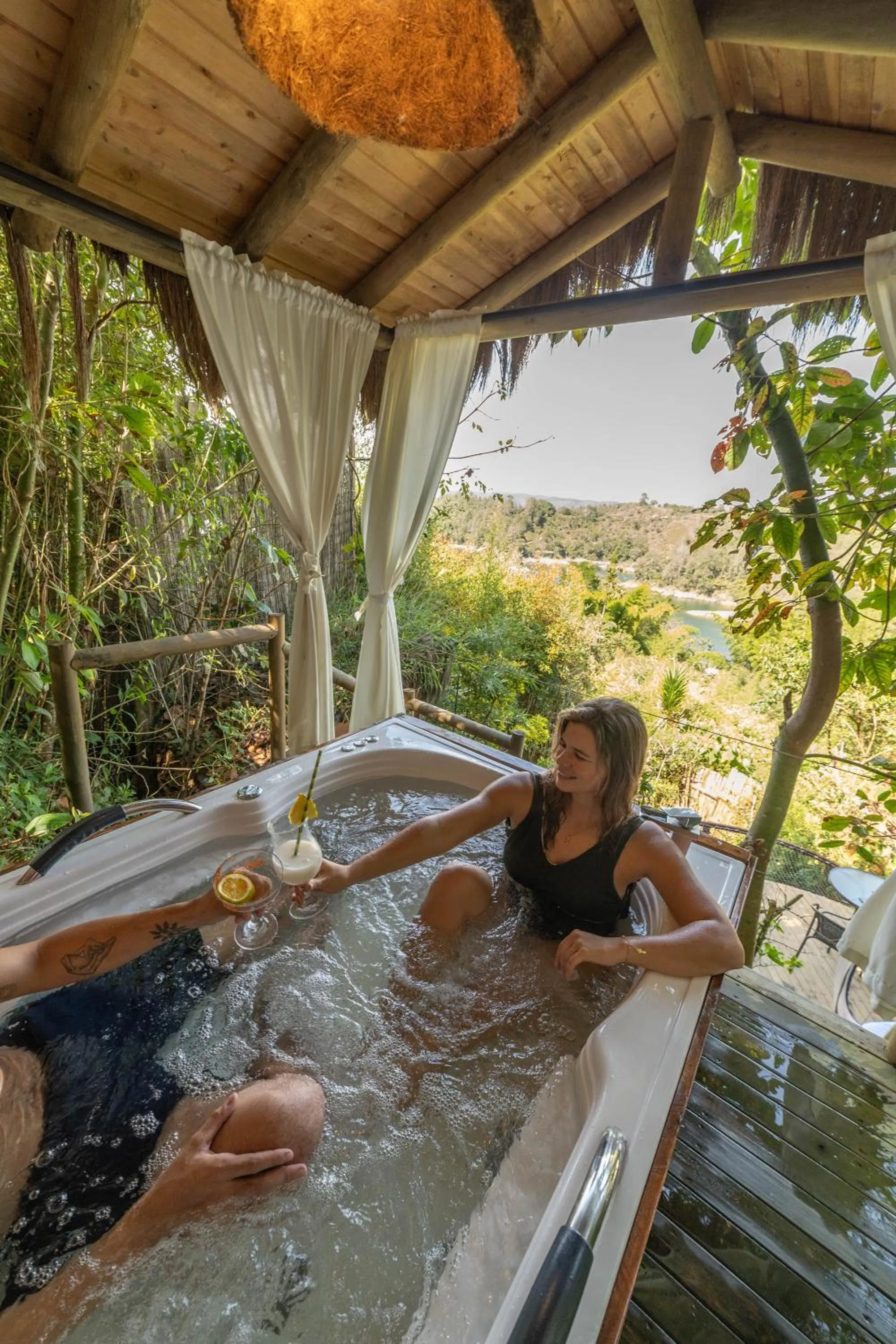 Natural landscape in Levit Glamping - Hotel Guatapé Peñol