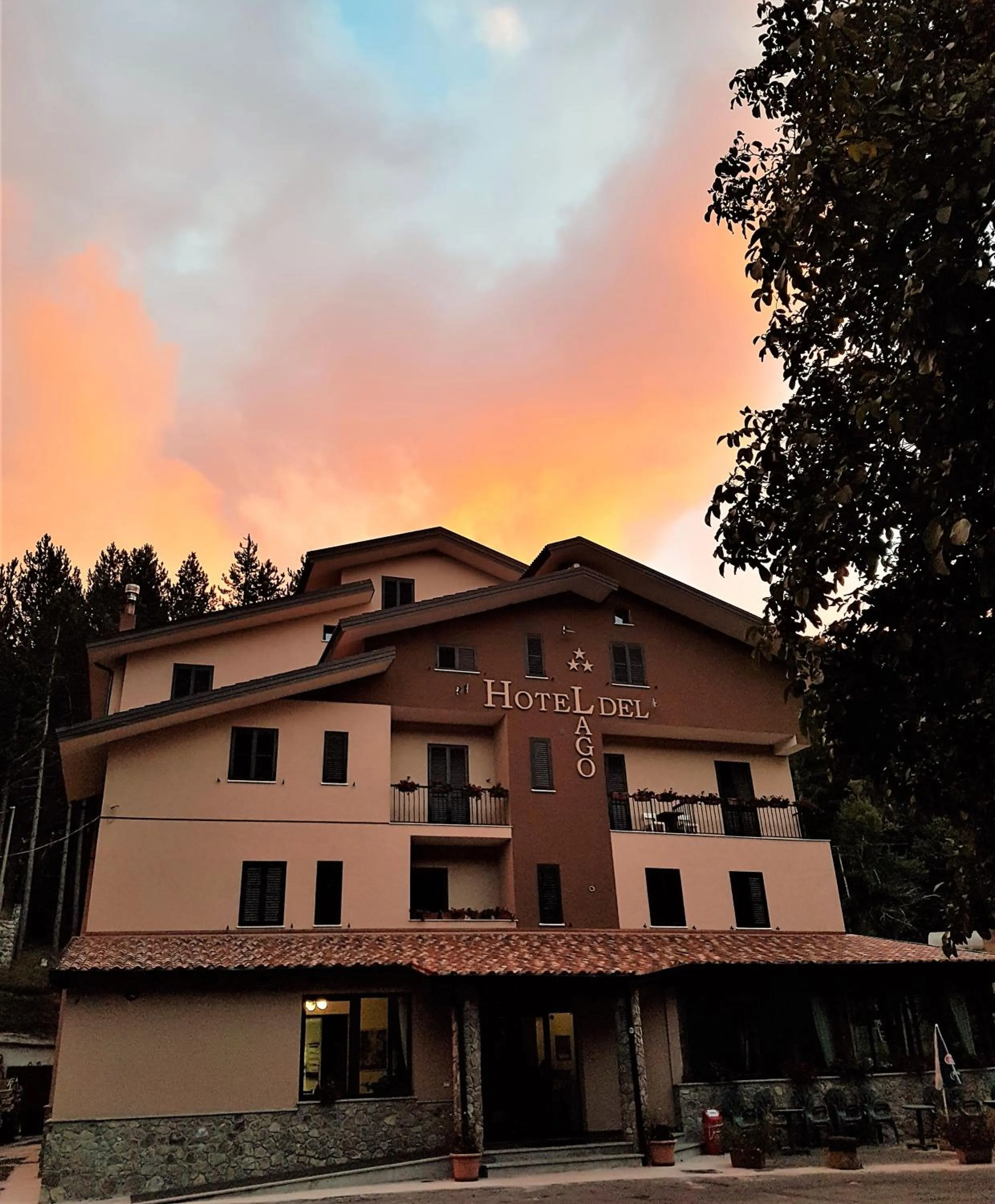 Property building in Hotel del Lago Ampollino