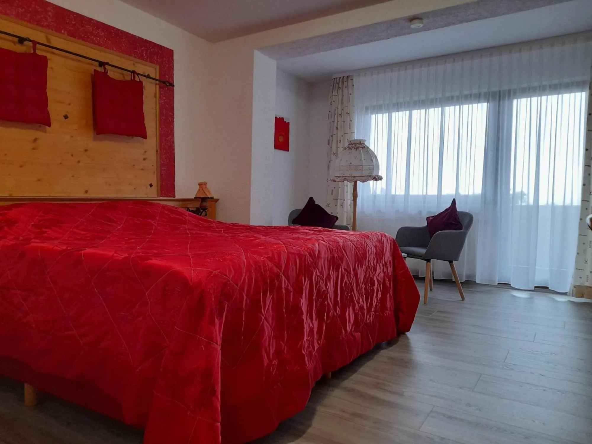 Bed in Öko-Landhotel Basler Hof