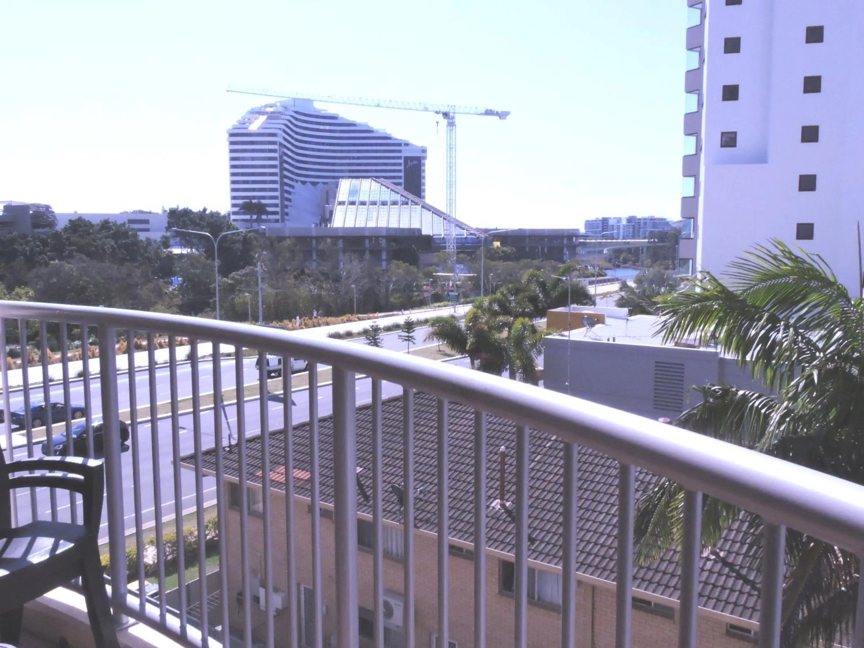 Balcony/Terrace in Broadbeach Travel Inn Apartments