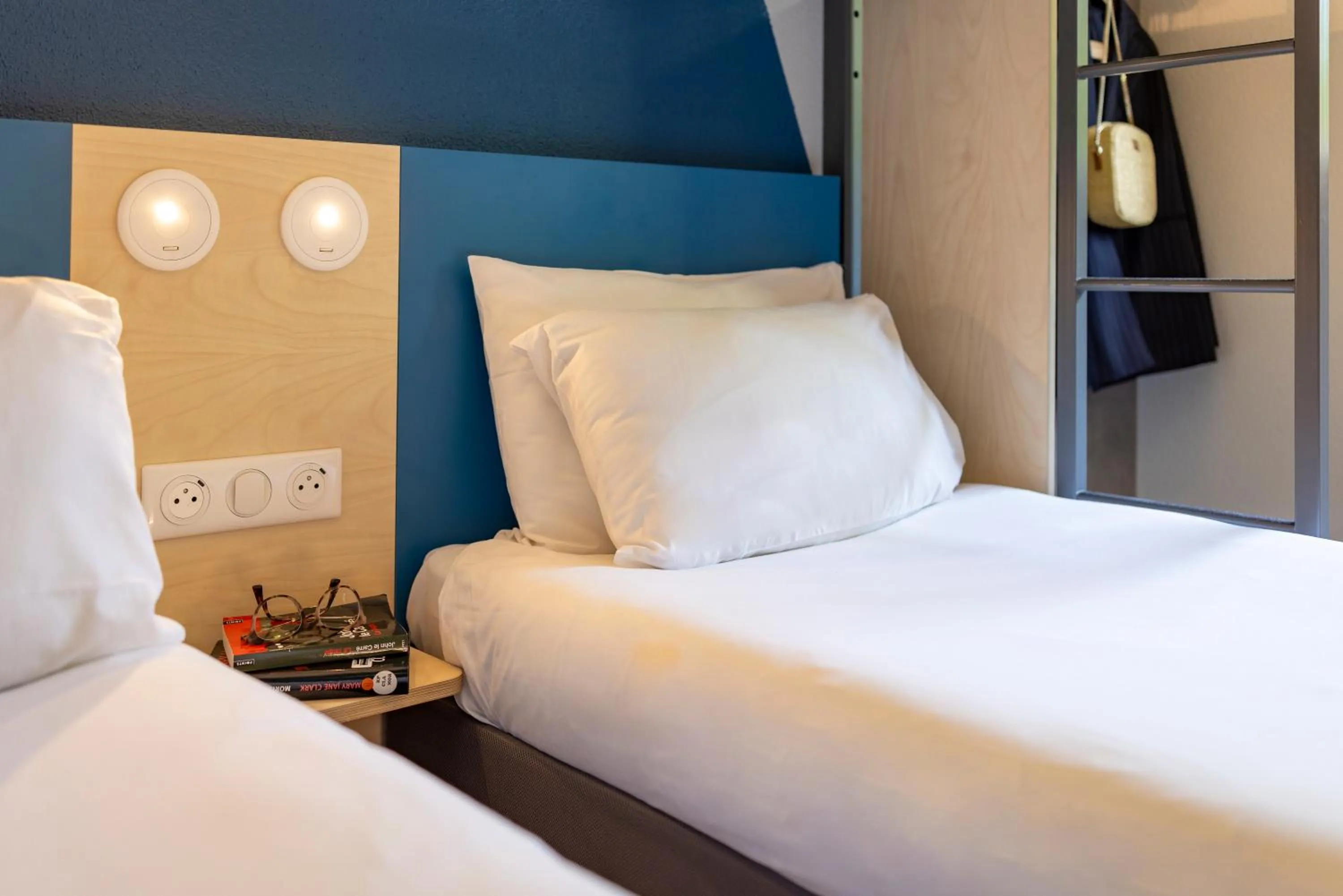 Bed in ibis budget Bourg en Bresse