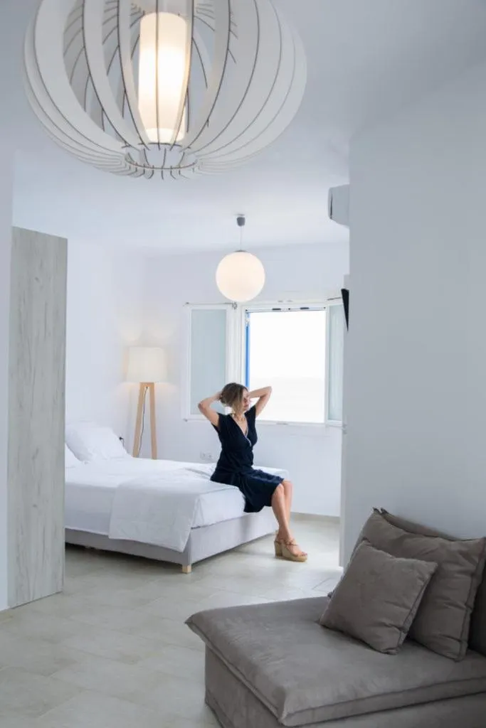 Bedroom, Bed in Apricot and Sea Luxury Villas