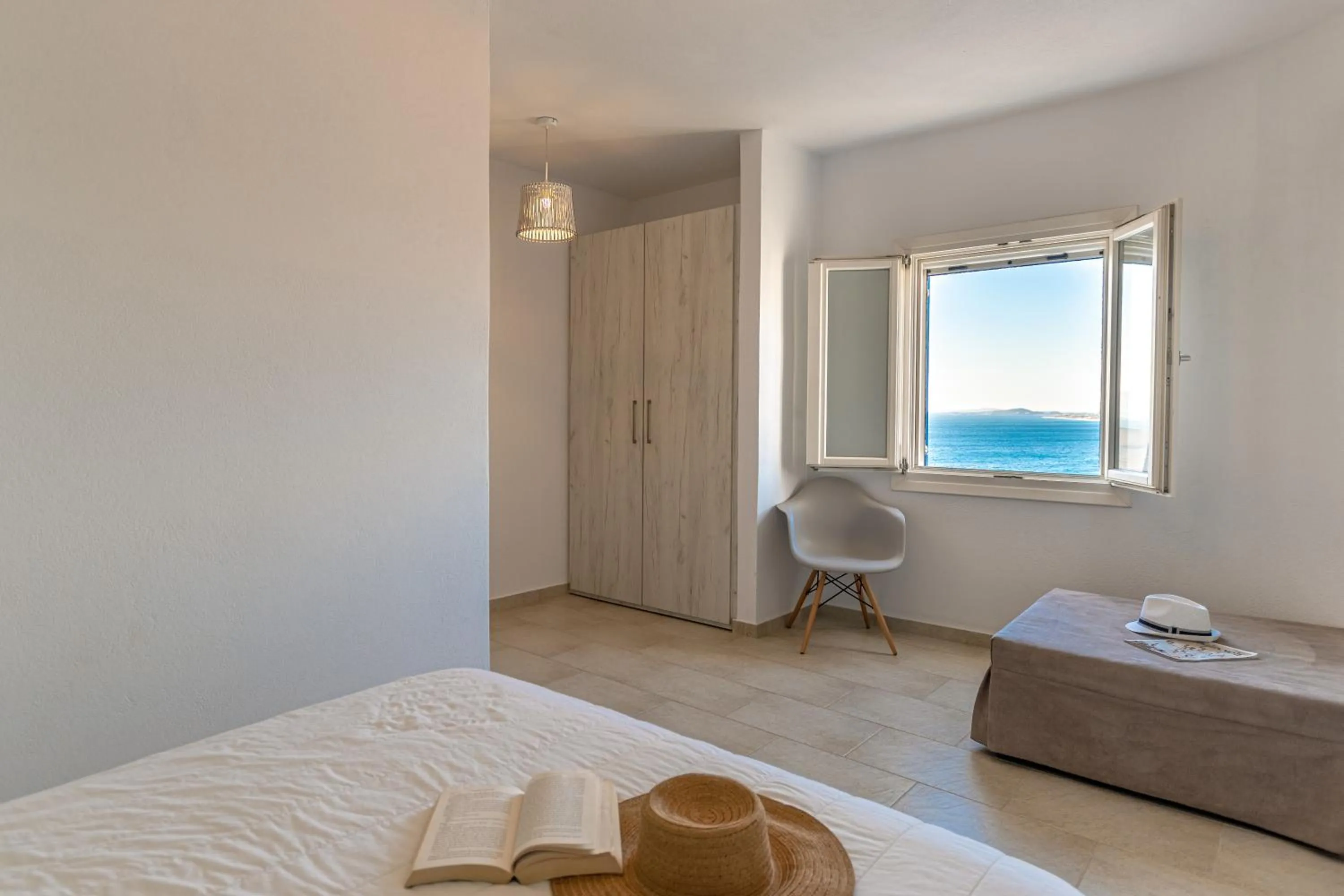 Bed in Apricot and Sea Luxury Villas