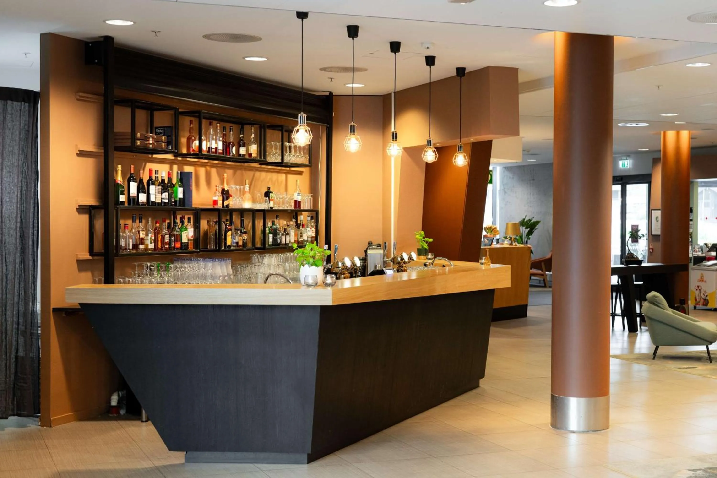 Lounge or bar in Scandic Stavanger Forus