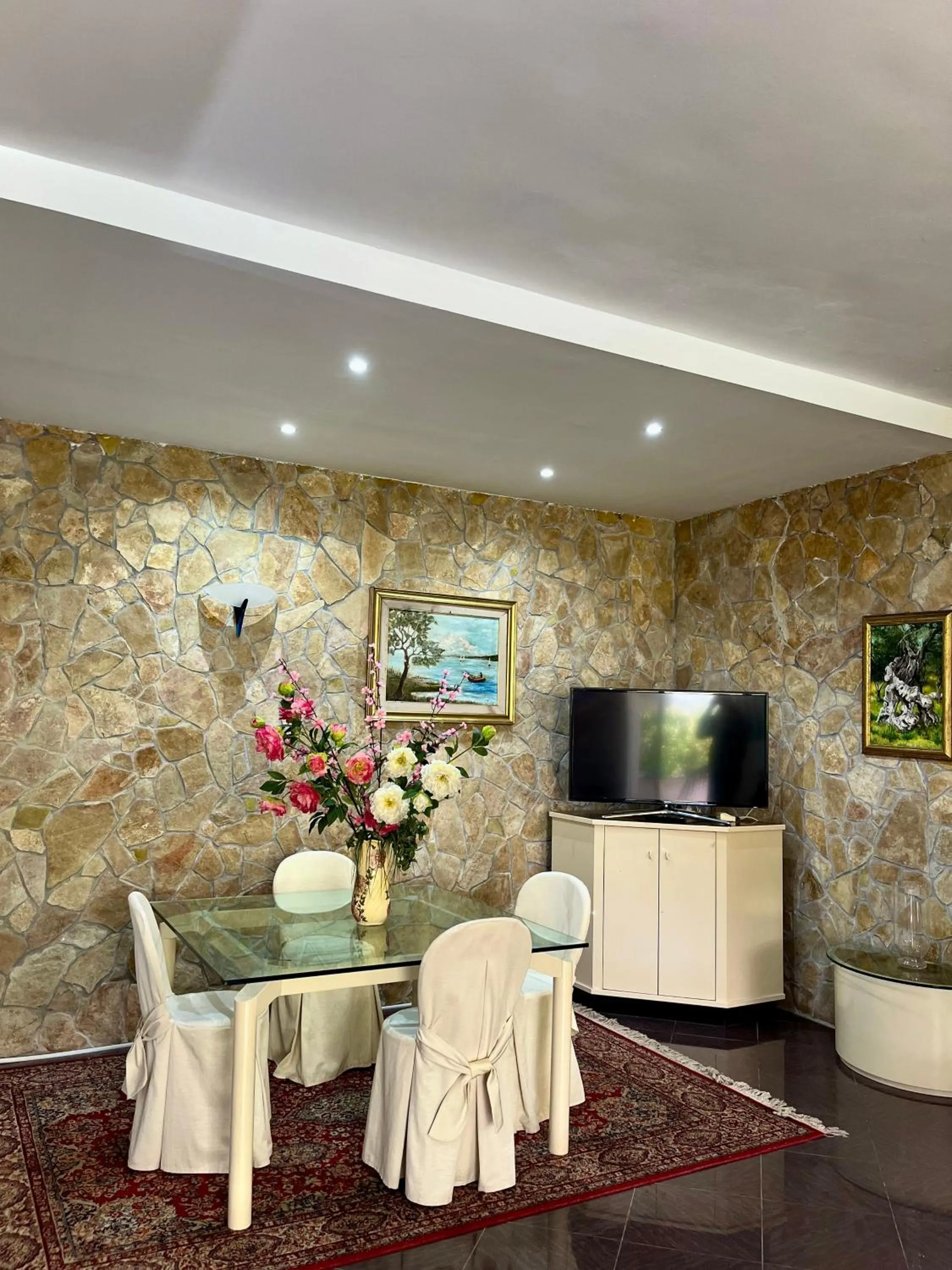 Seating area in Hotel Degli Ulivi