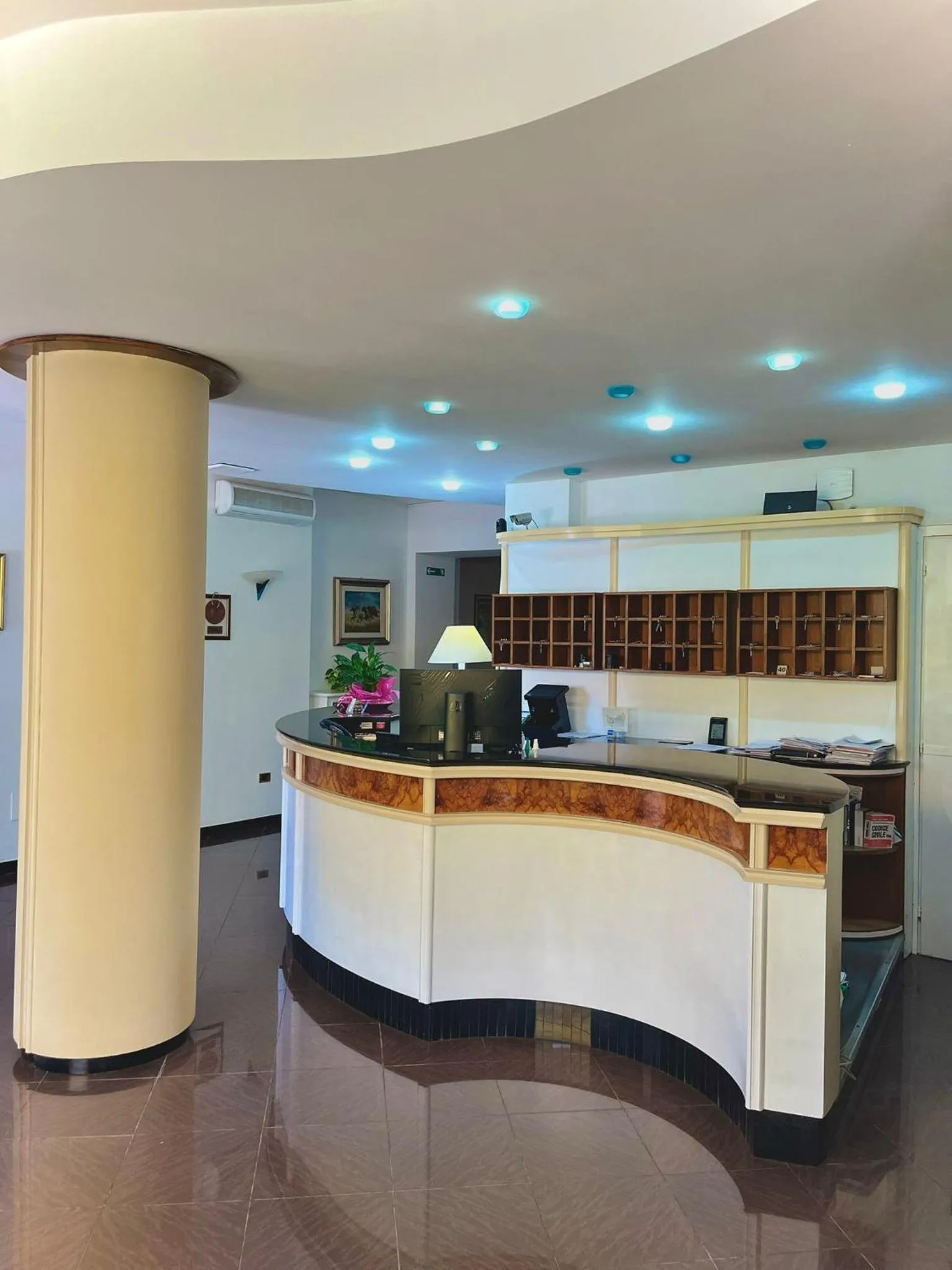 Lobby or reception in Hotel Degli Ulivi