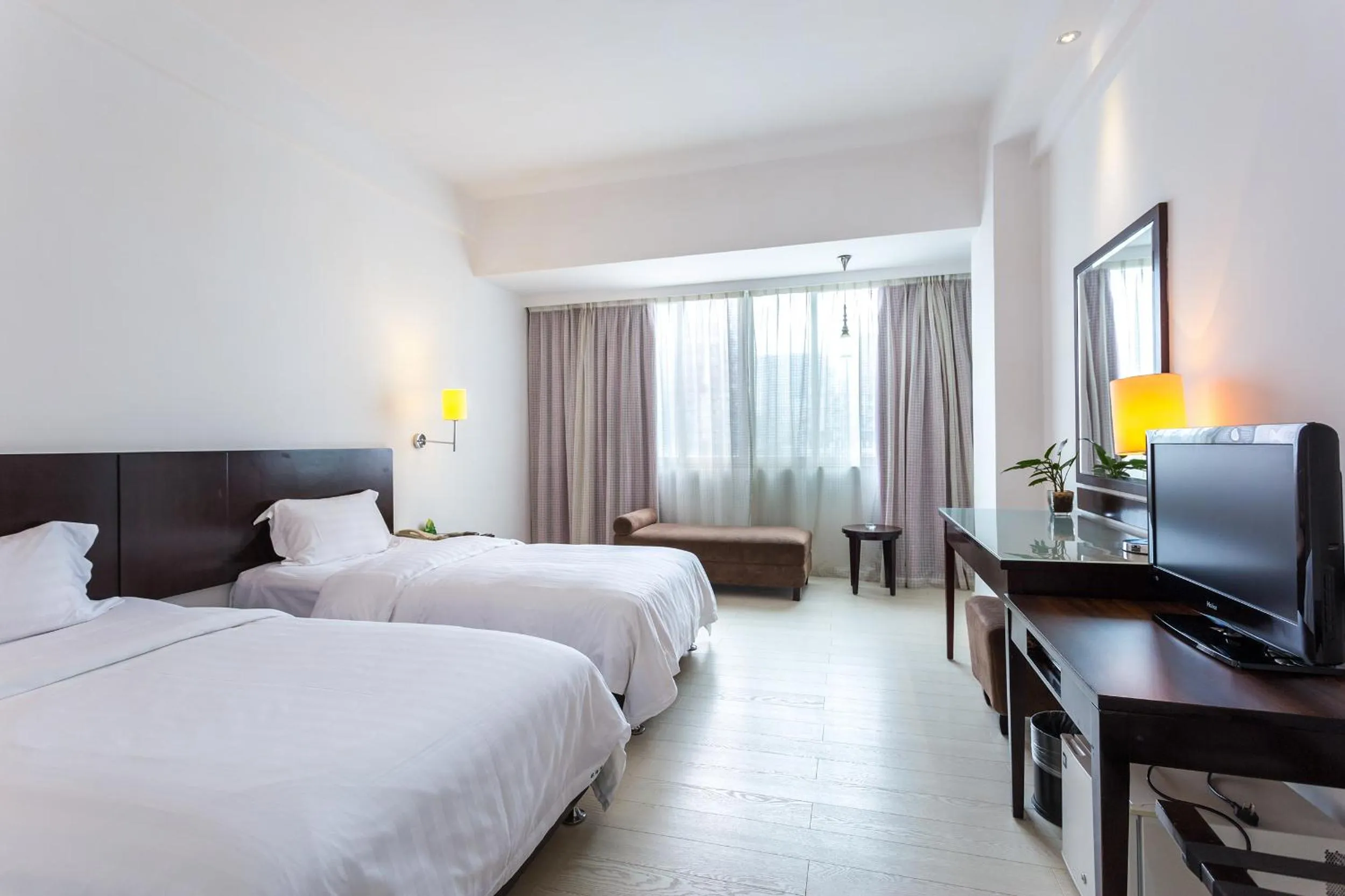 Decorative detail in Zhuhai Special Economic Zone Hotel