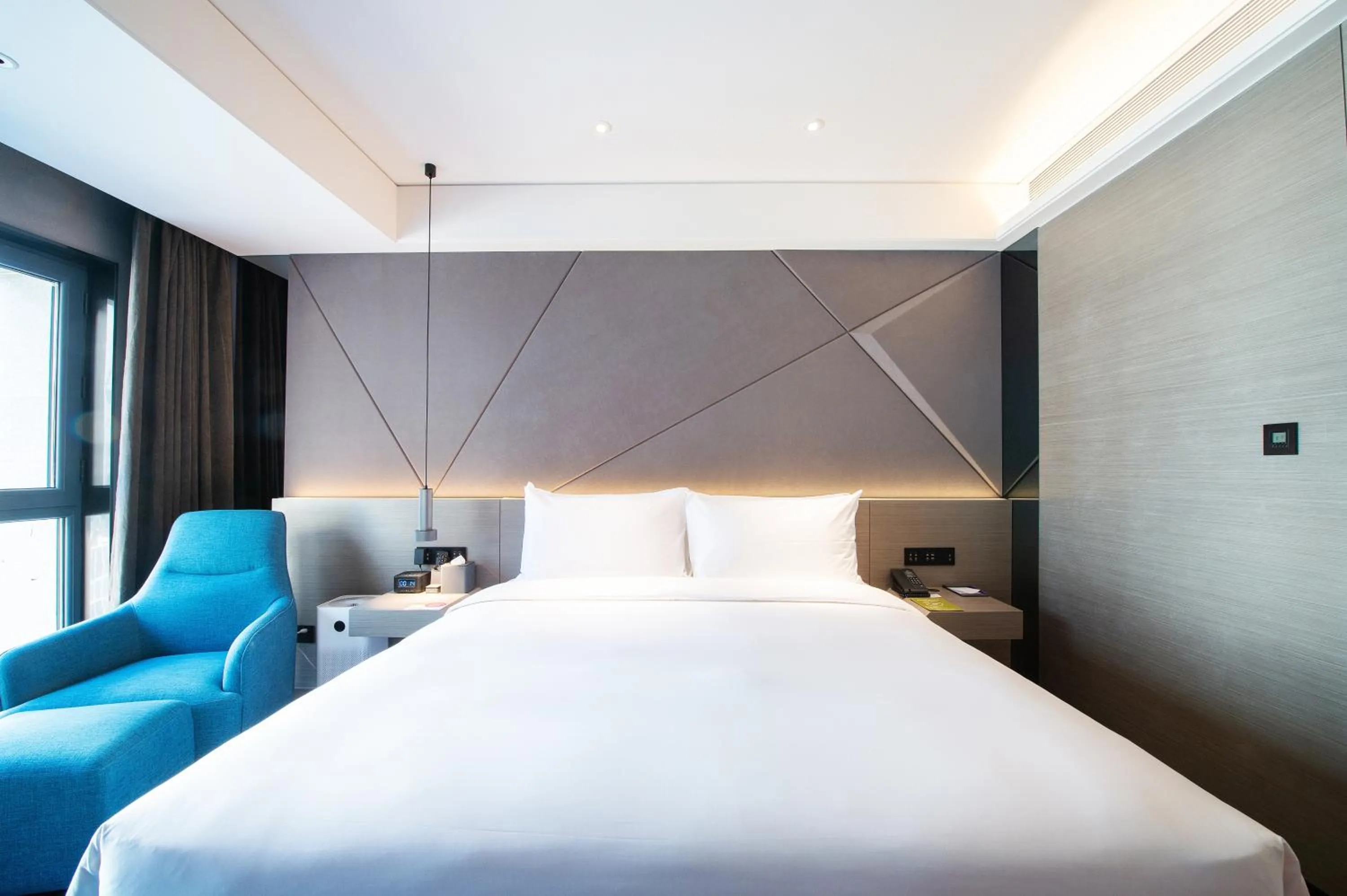 Bedroom, Bed in Mercure Harbin Central Street Sophia Church