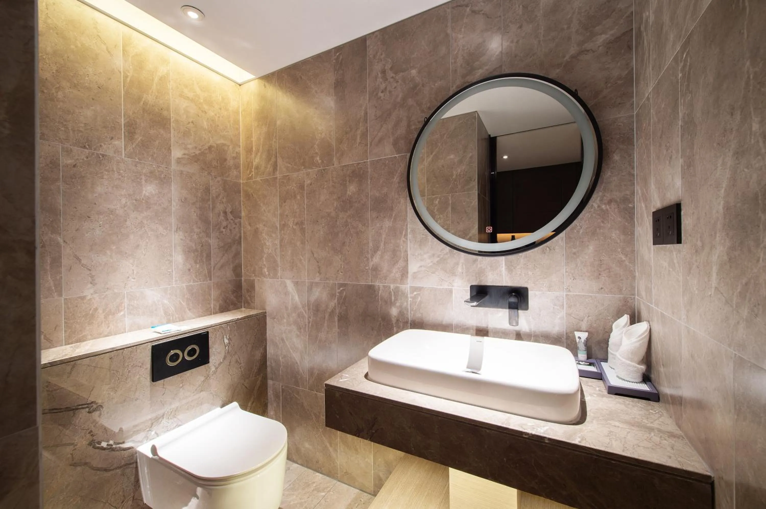 Toilet in Mercure Harbin Central Street Sophia Church