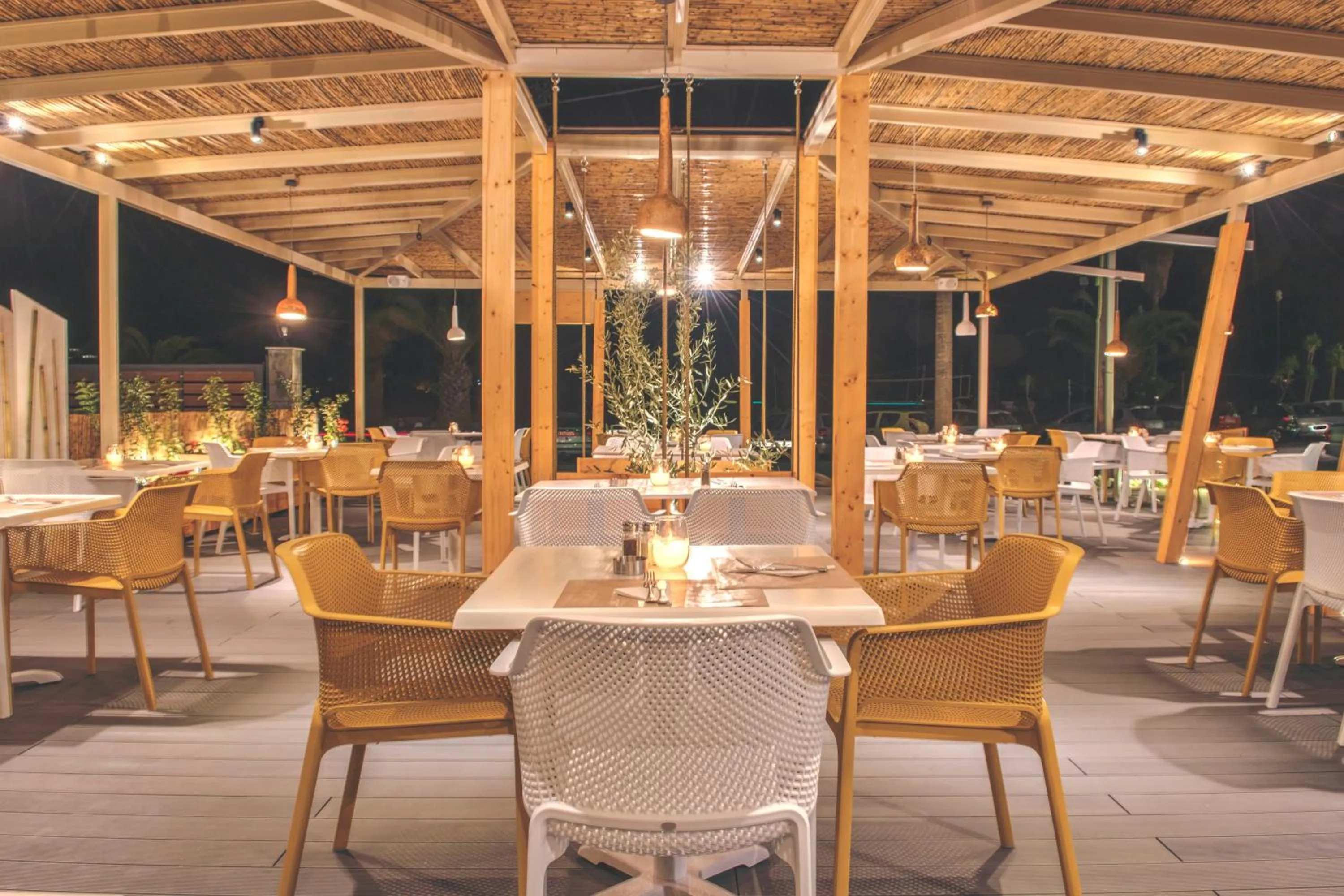 Restaurant/places to eat in Iliada Beach Hotel