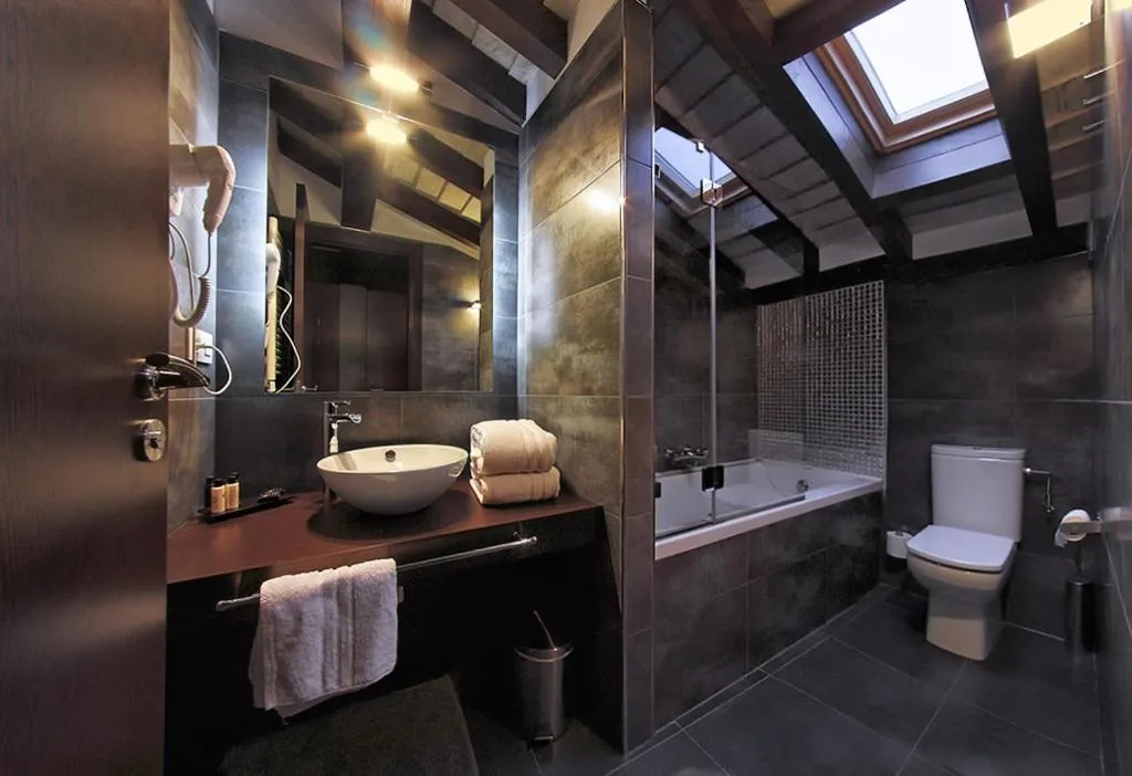 Bathroom in Hotel Rural Plaza Mayor Chinchon