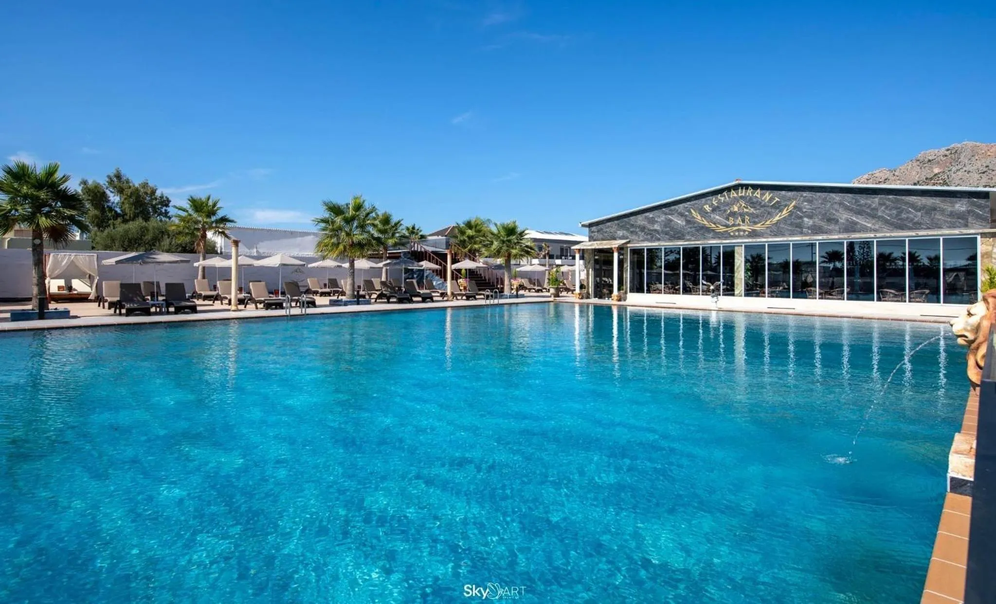 Day in Paradice Hotel Luxury Suites-Near zorbas Beach-FREE Breakfast