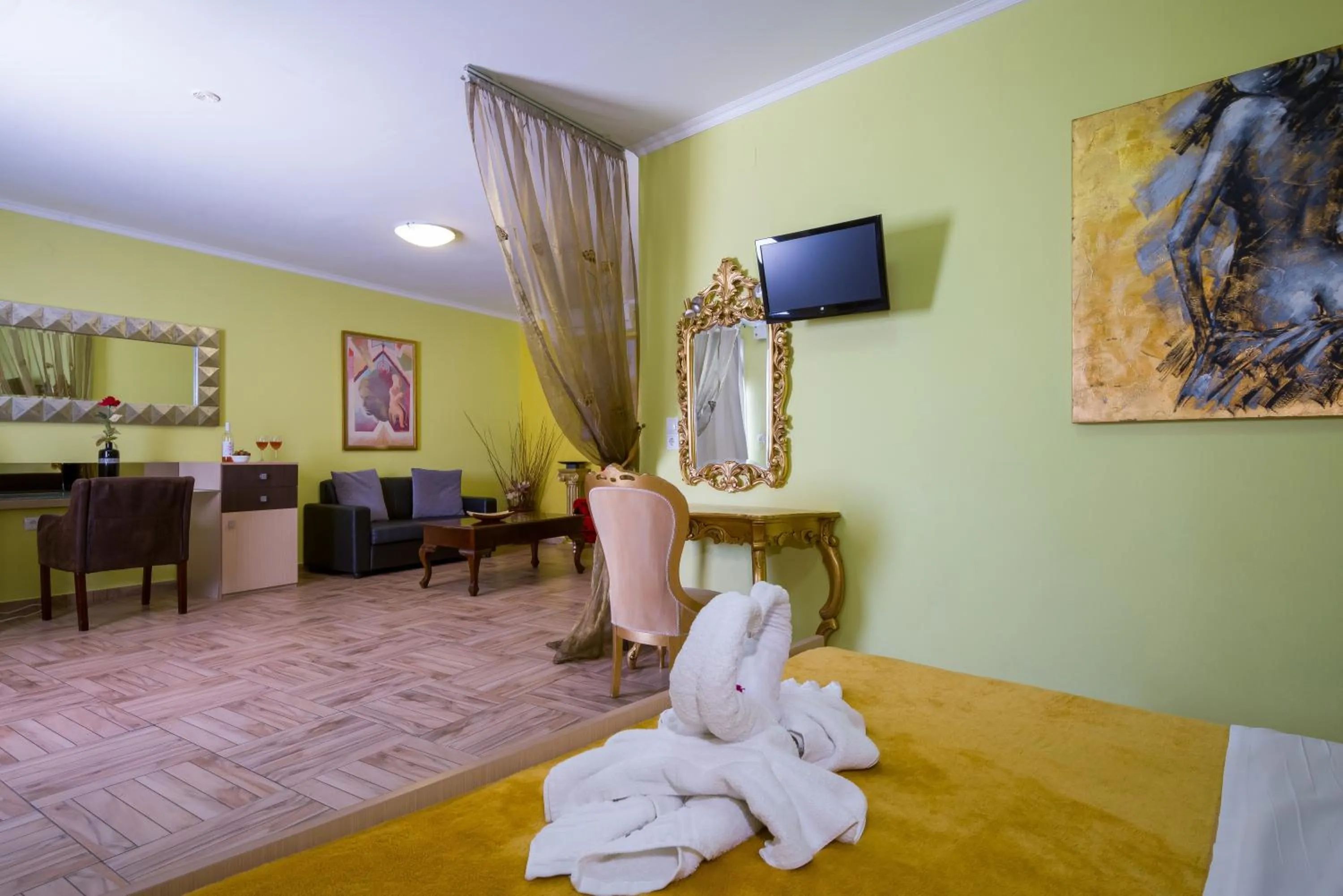 Living room, Bed in Paradice Hotel Luxury Suites-Near zorbas Beach-FREE Breakfast