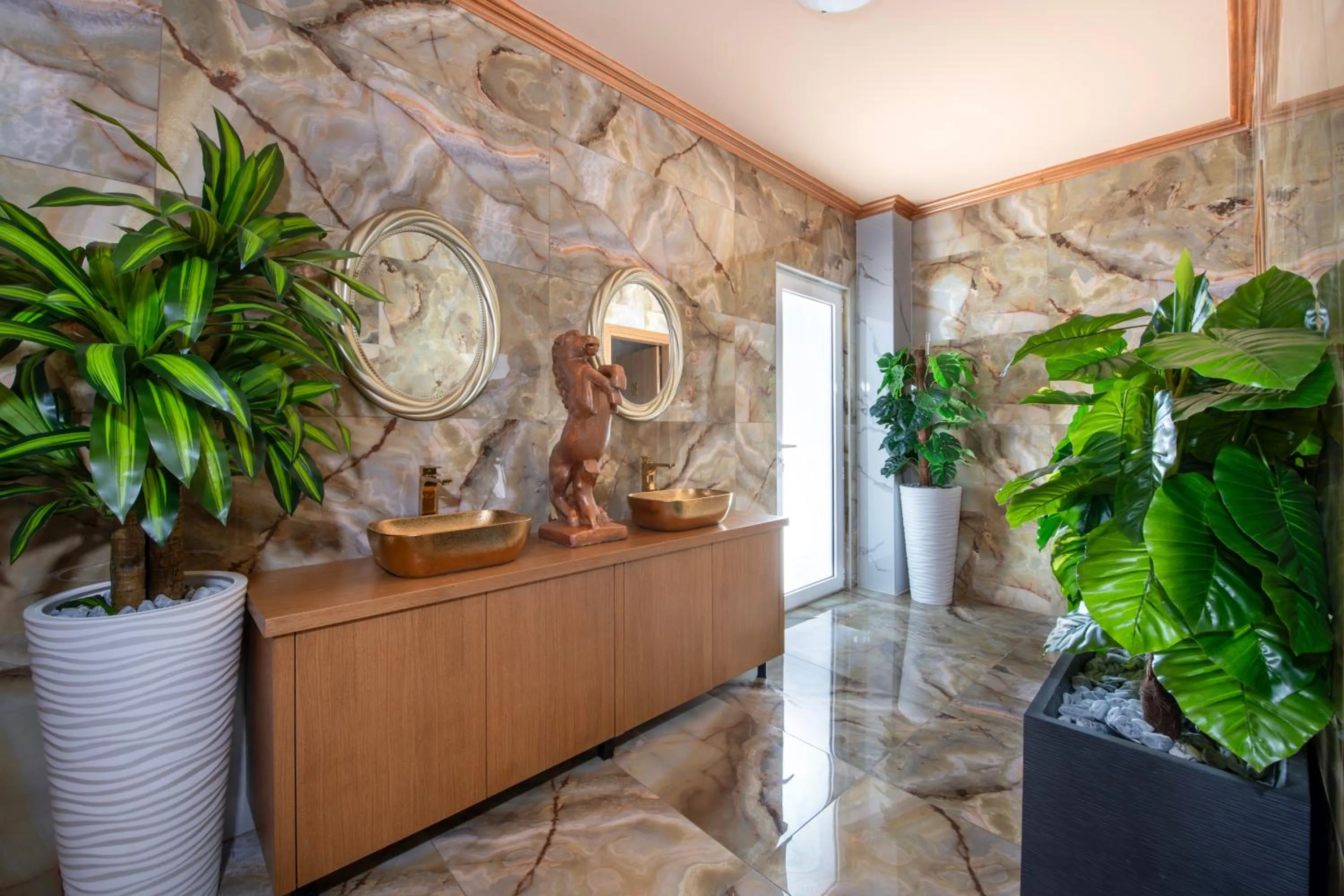 Property building in Paradice Hotel Luxury Suites-Near zorbas Beach-FREE Breakfast