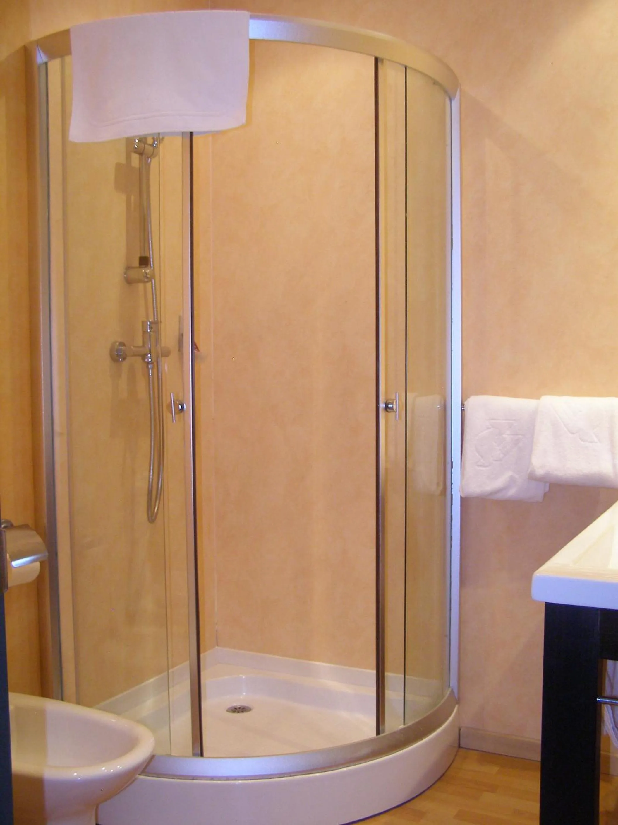 Bathroom in Hotel Area Serrano