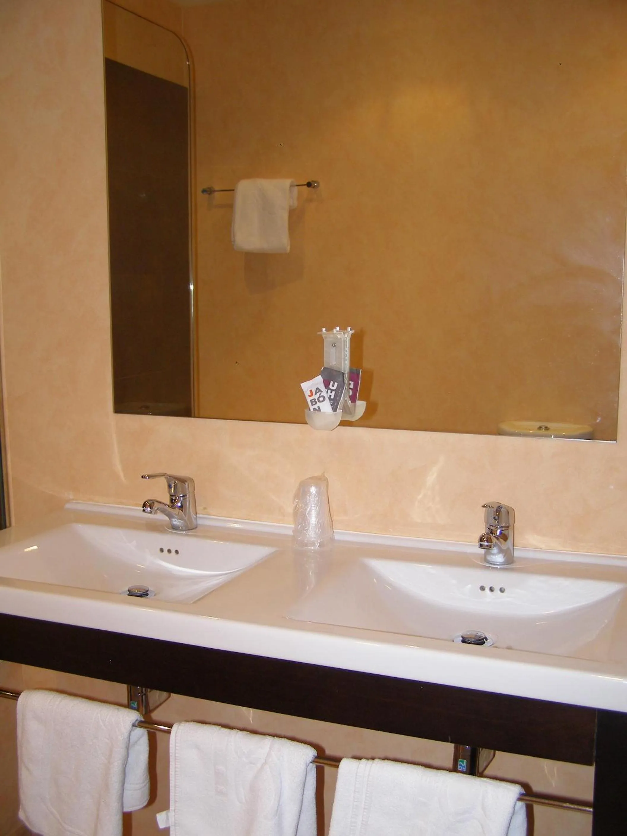 Bathroom in Hotel Area Serrano