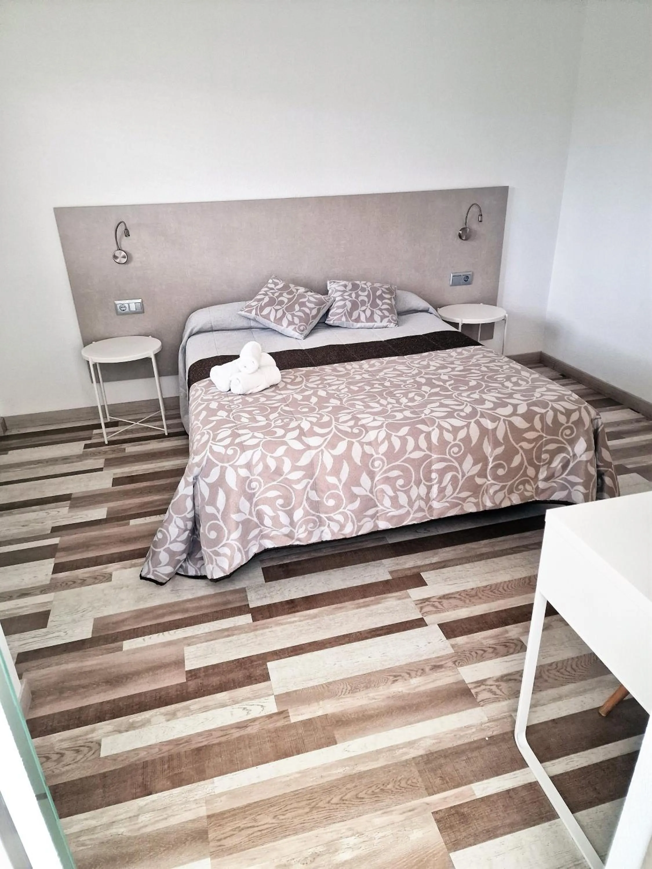 Bed in Hotel Area Serrano