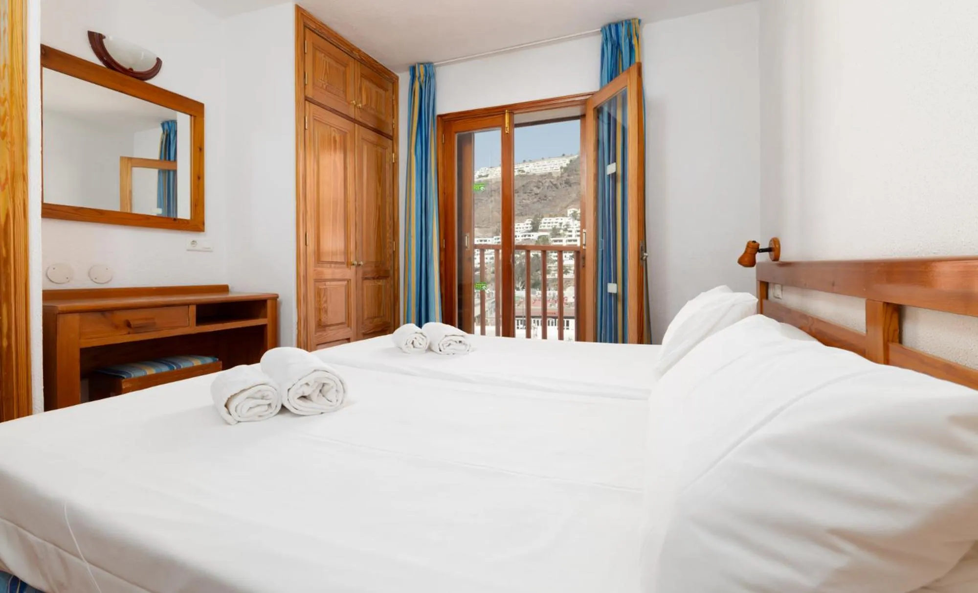 Bed in Apartamentos Montecarlo