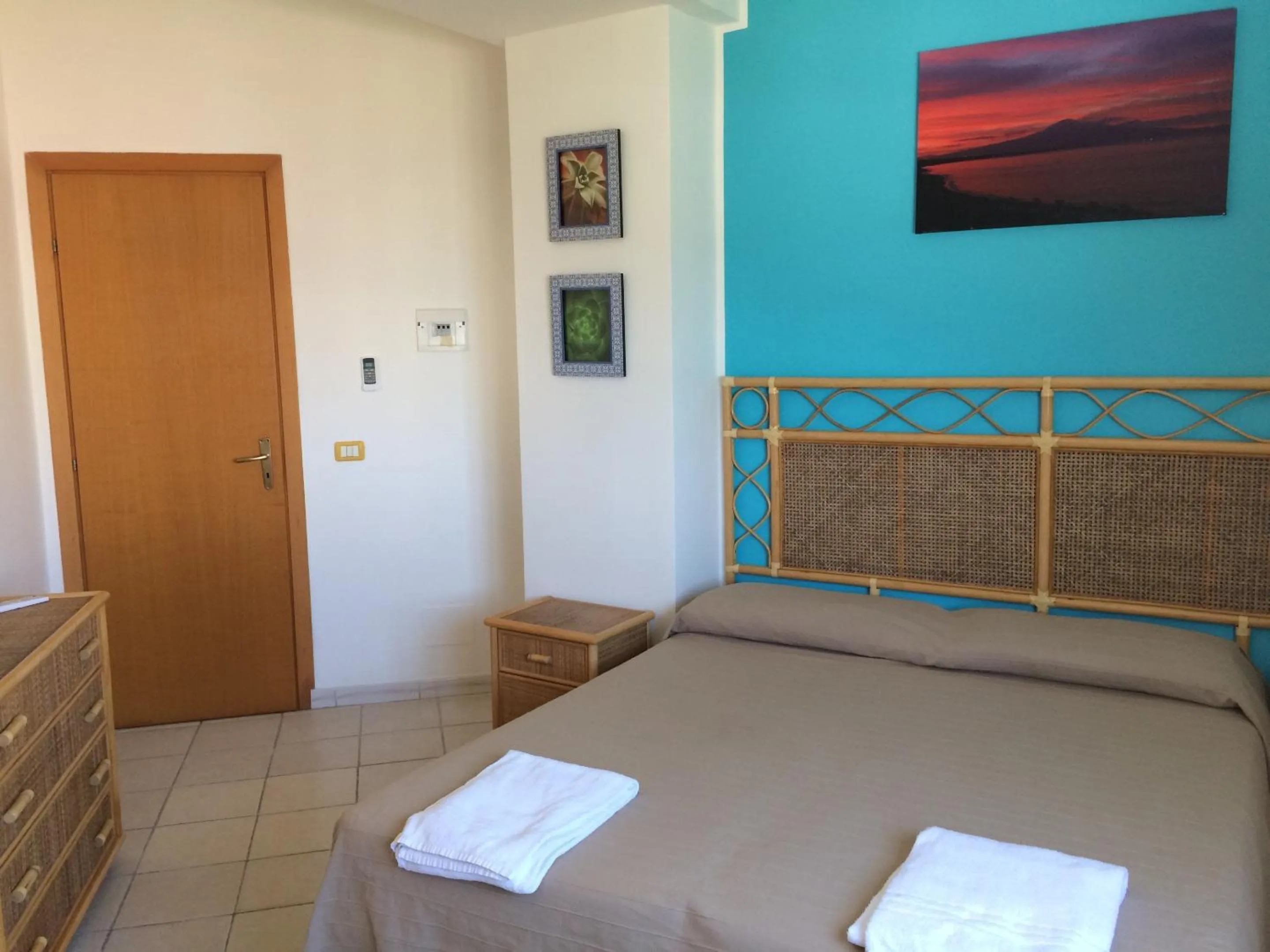 Bedroom, Bed in Hotel Il Triangolo