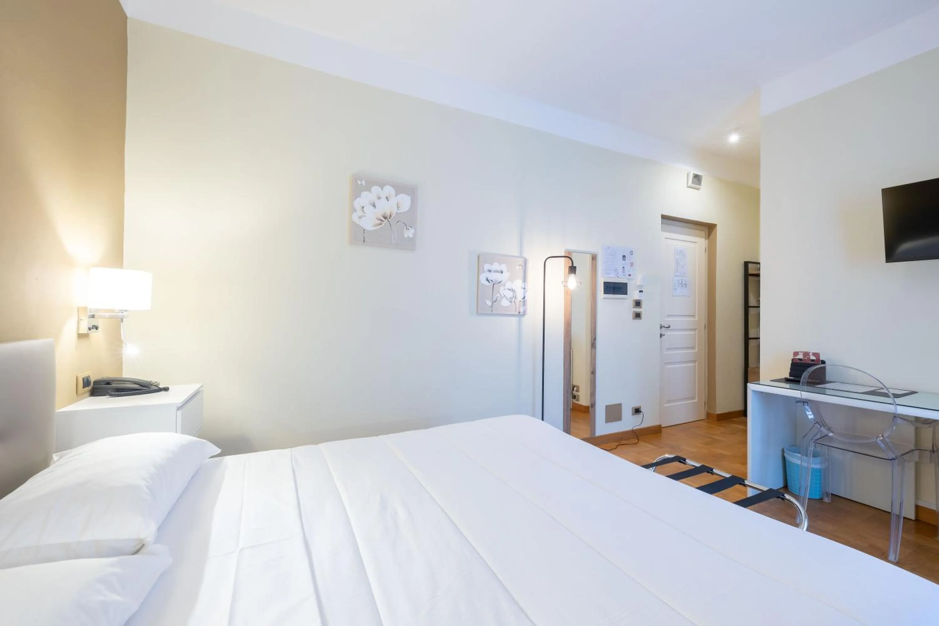 Bed in Hotel La Fertè