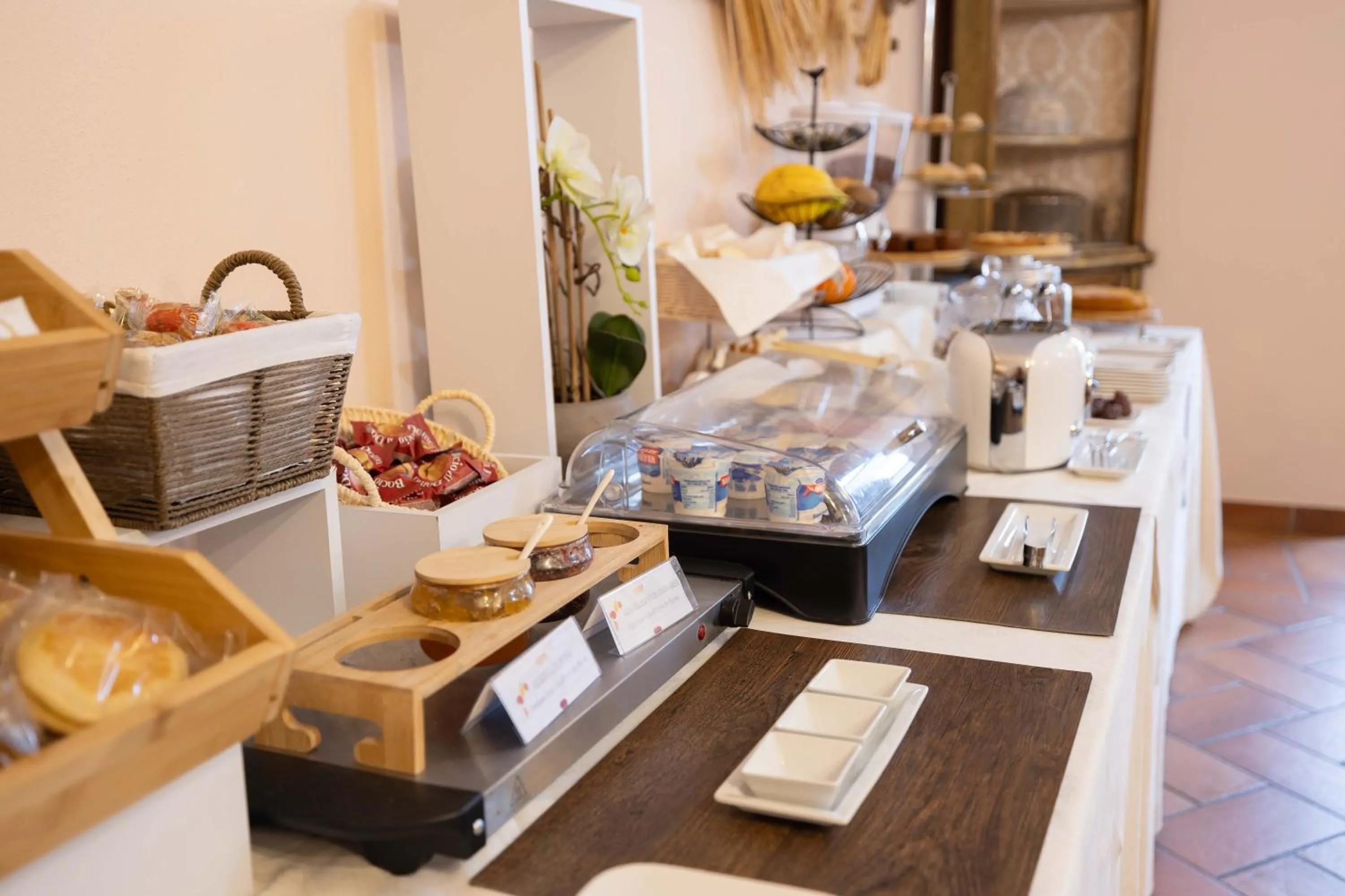 Food and drinks in Hotel La Fertè