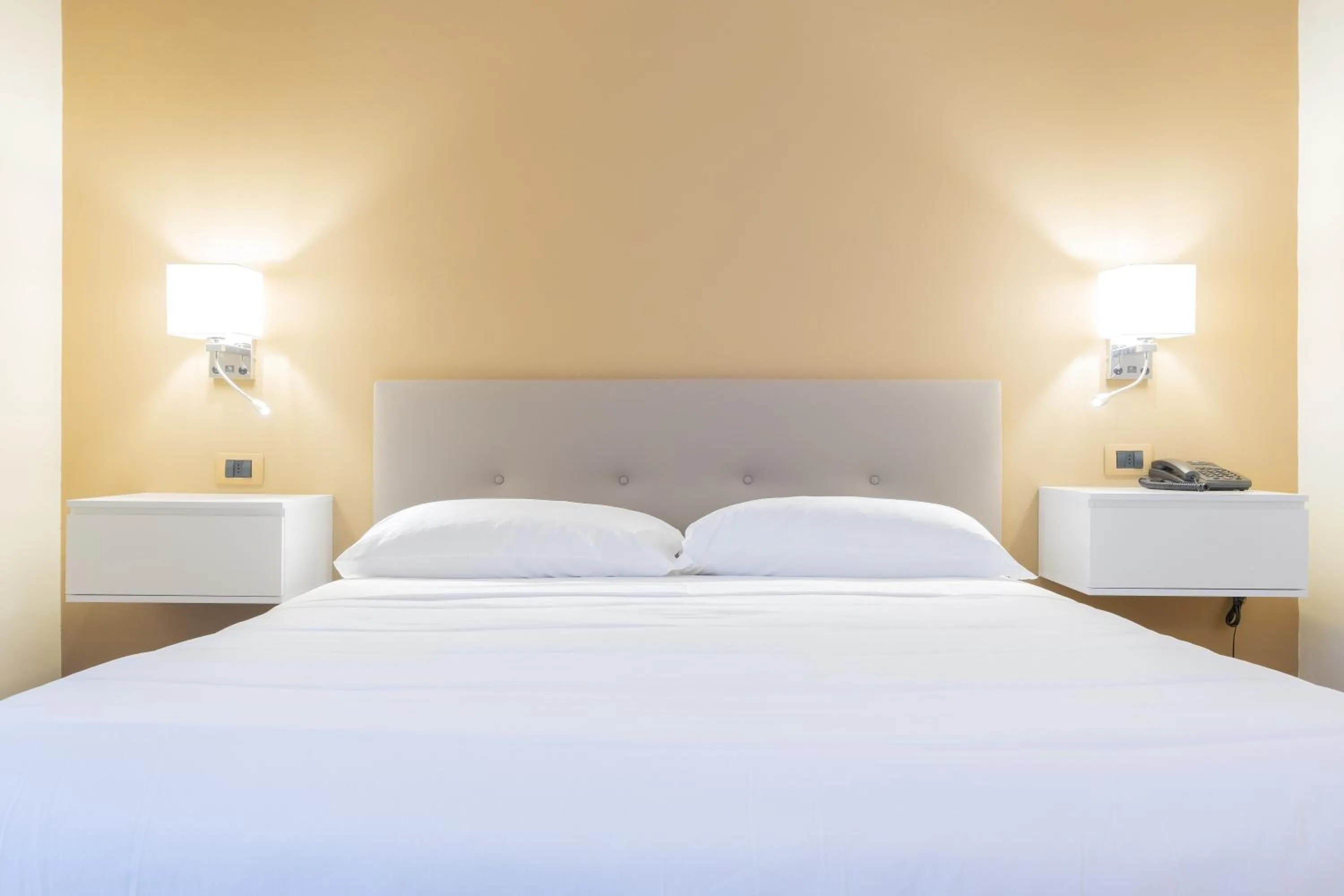 Bed in Hotel La Fertè