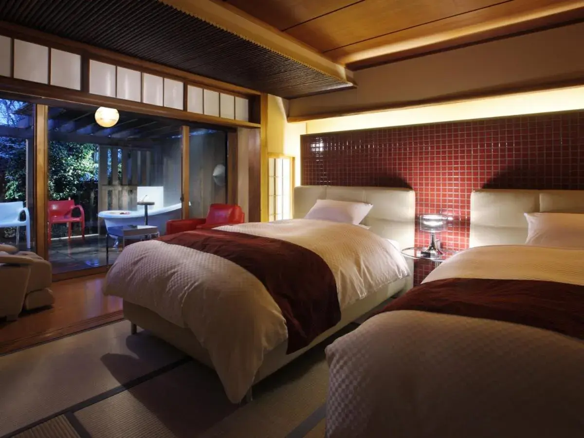 Twin Room with Private External Bathroom in Tsukinoike Twin Room with Private External Bathroom in Tsukinoike