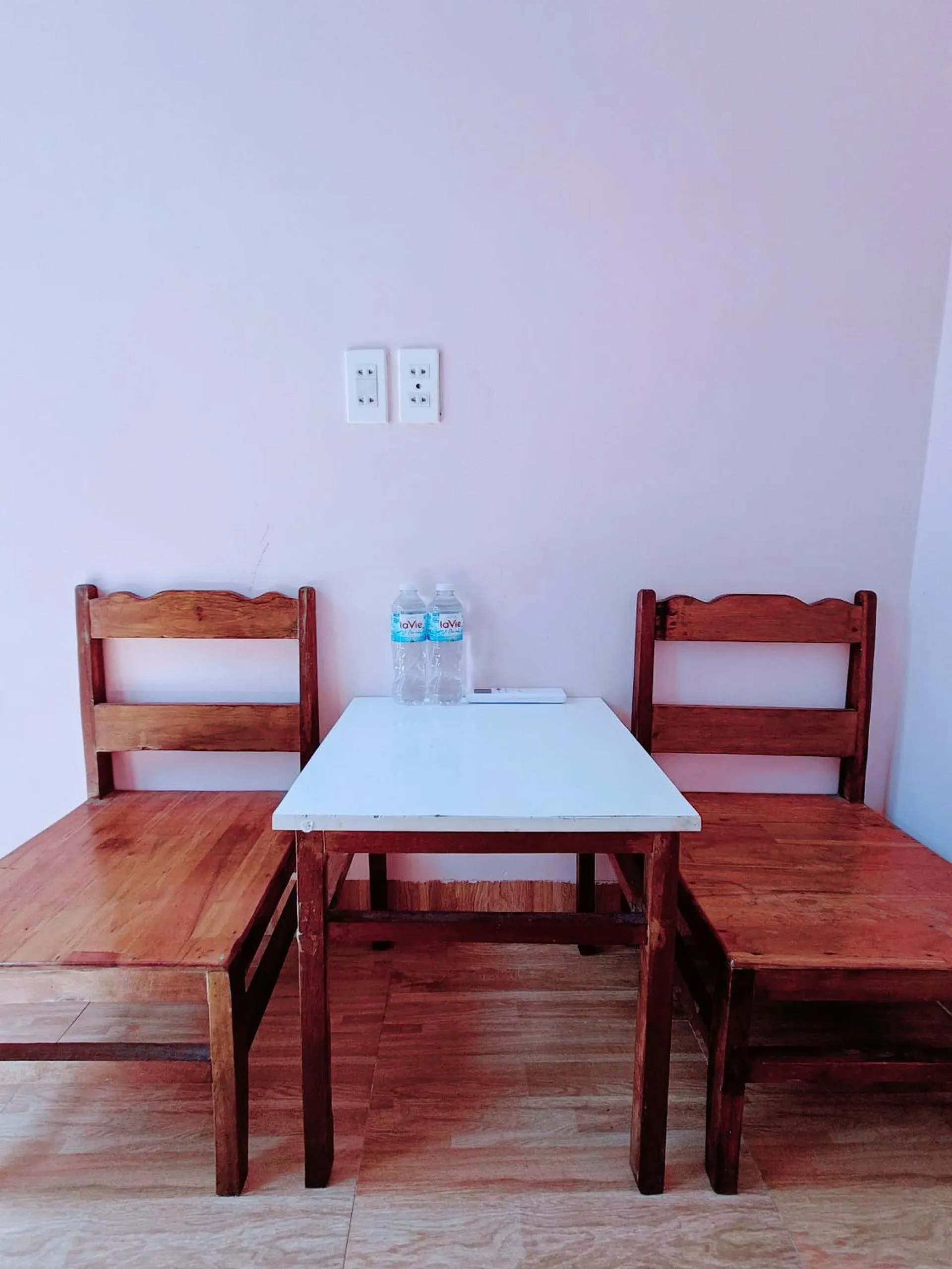 Seating area in Bot Bien Homestay