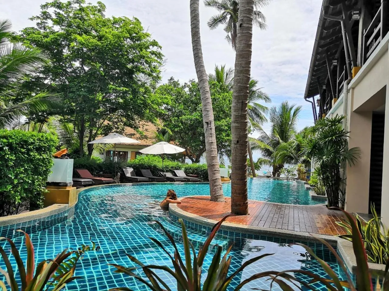 Beach side Pool Access in Seashell Resort Koh Tao-SHA Plus