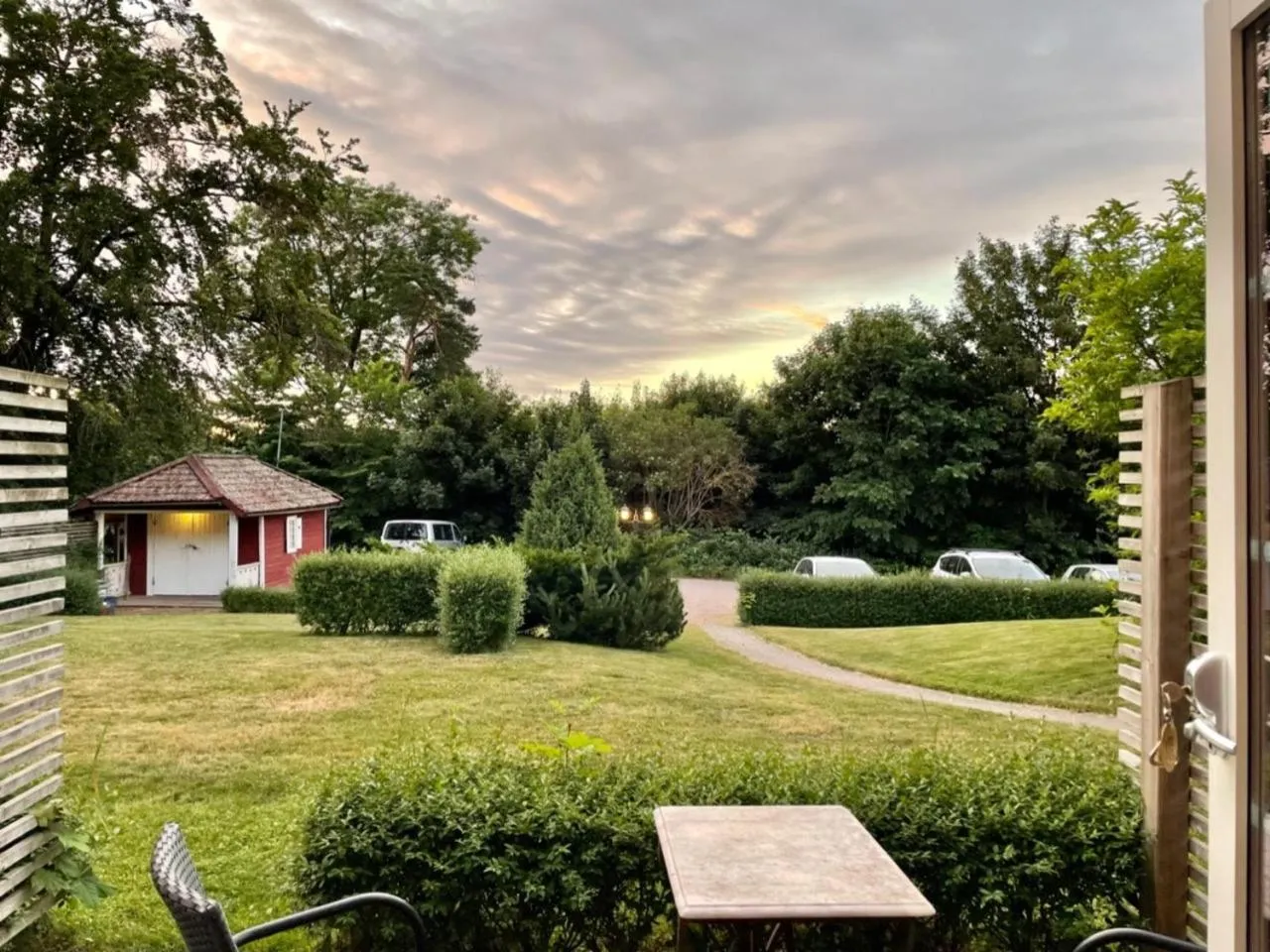Garden in Pensionat Enehall