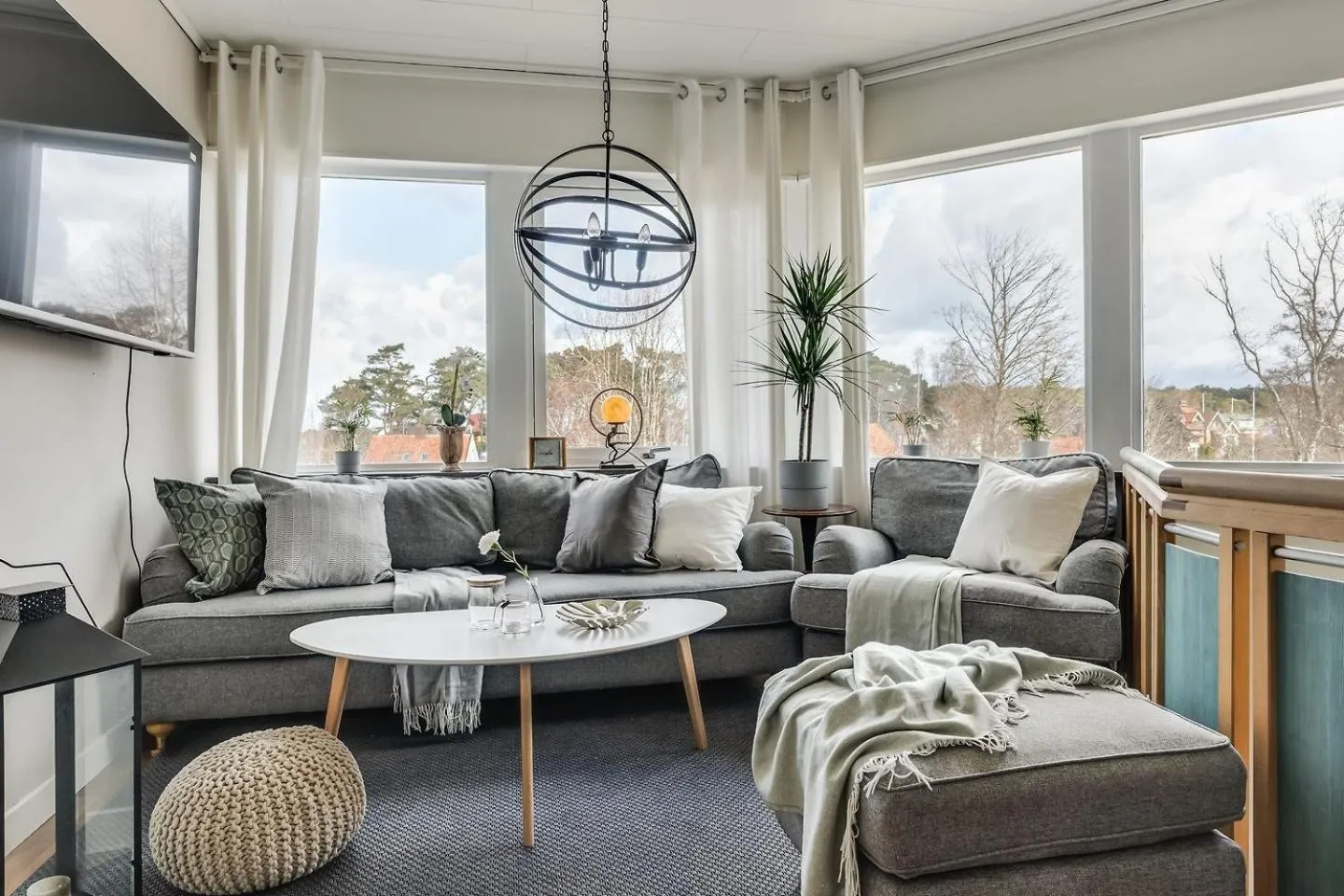 Communal lounge/ TV room in Pensionat Enehall